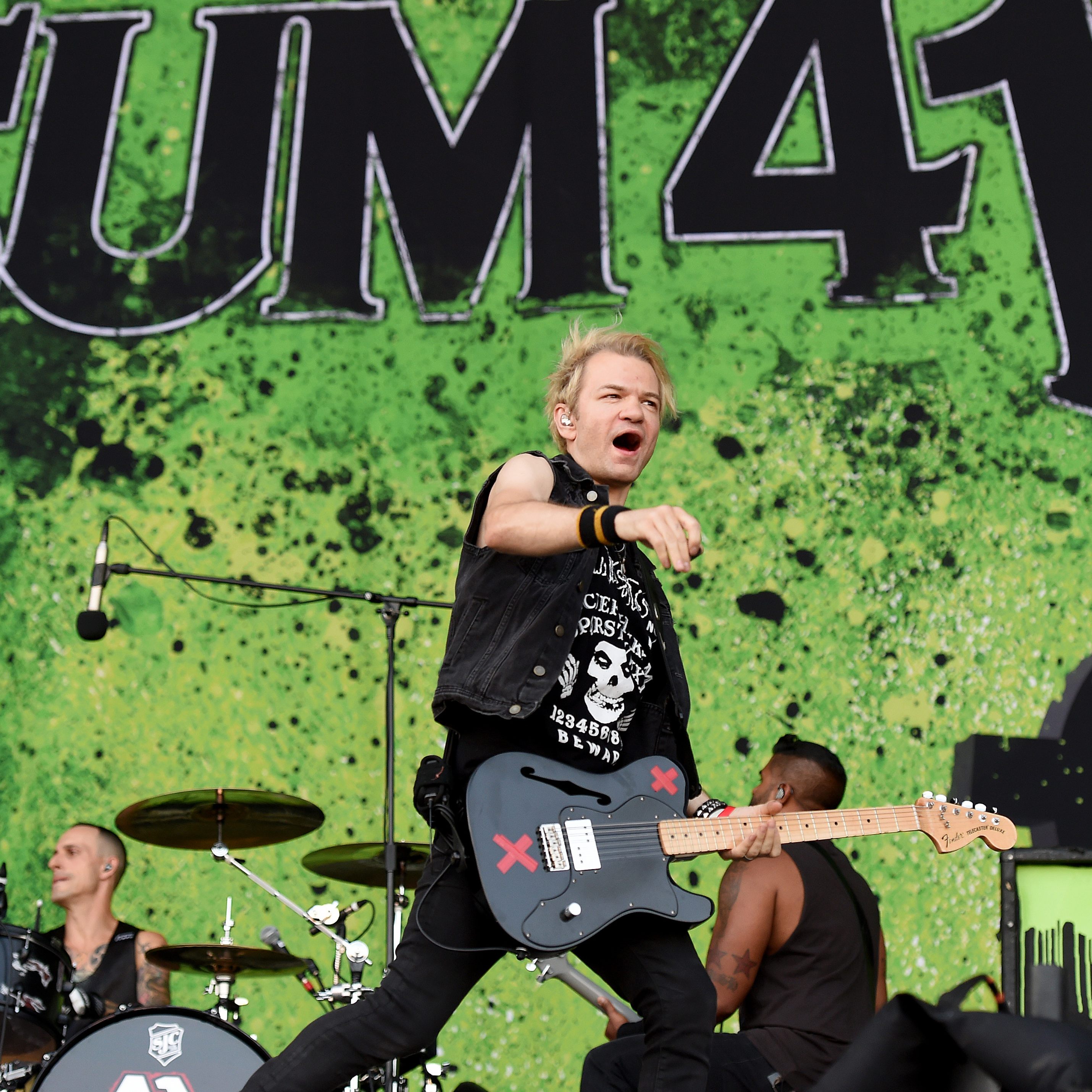 Die Band Sum 41 löst sich auf.