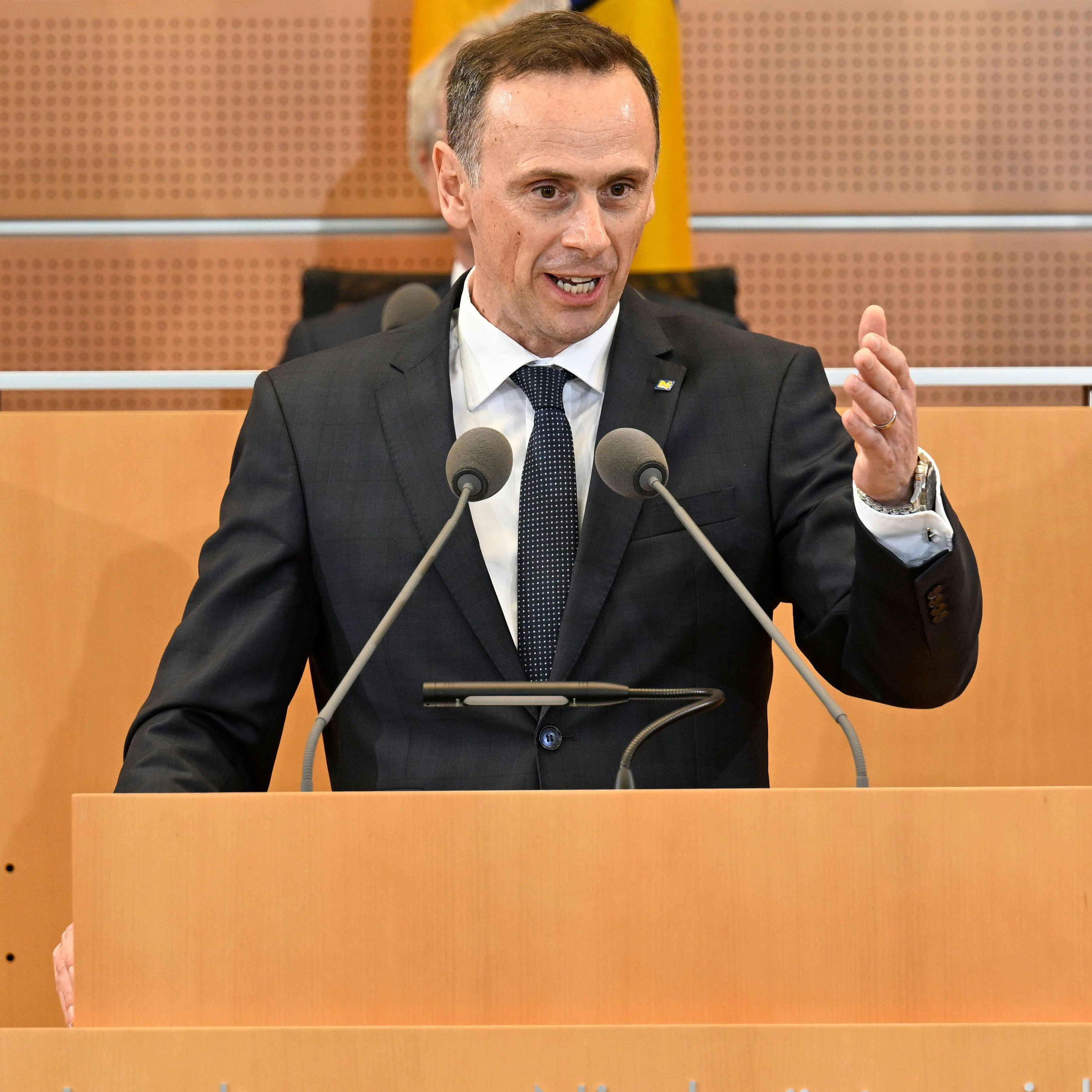 Jochen Danninger (ÖVP) sprach sich gegen die SPÖ-Forderung einer Arbeitszeitverkürzung in NÖ aus.