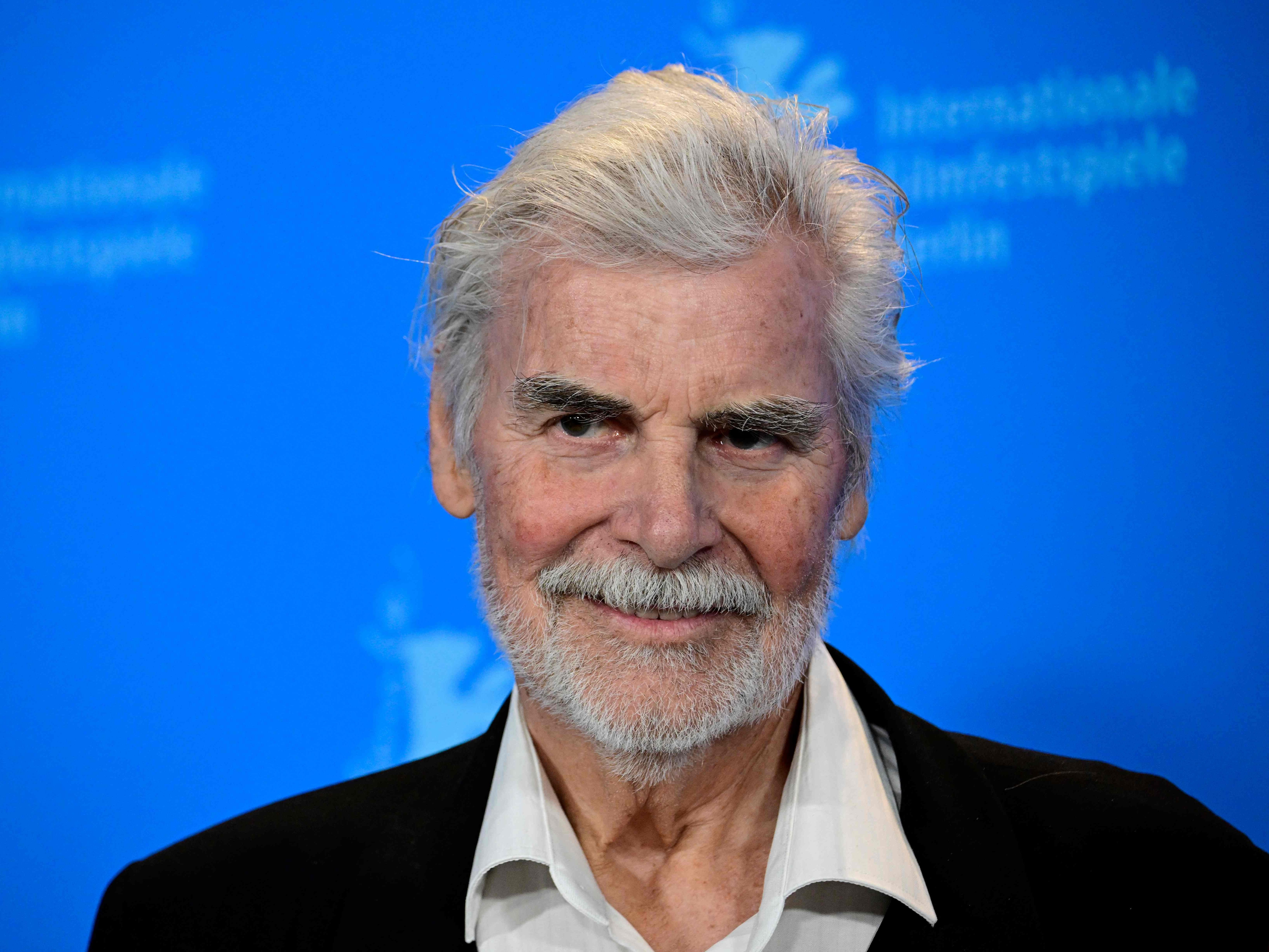 Der ORF erinnert an Schauspiellegende Peter Simonischek.