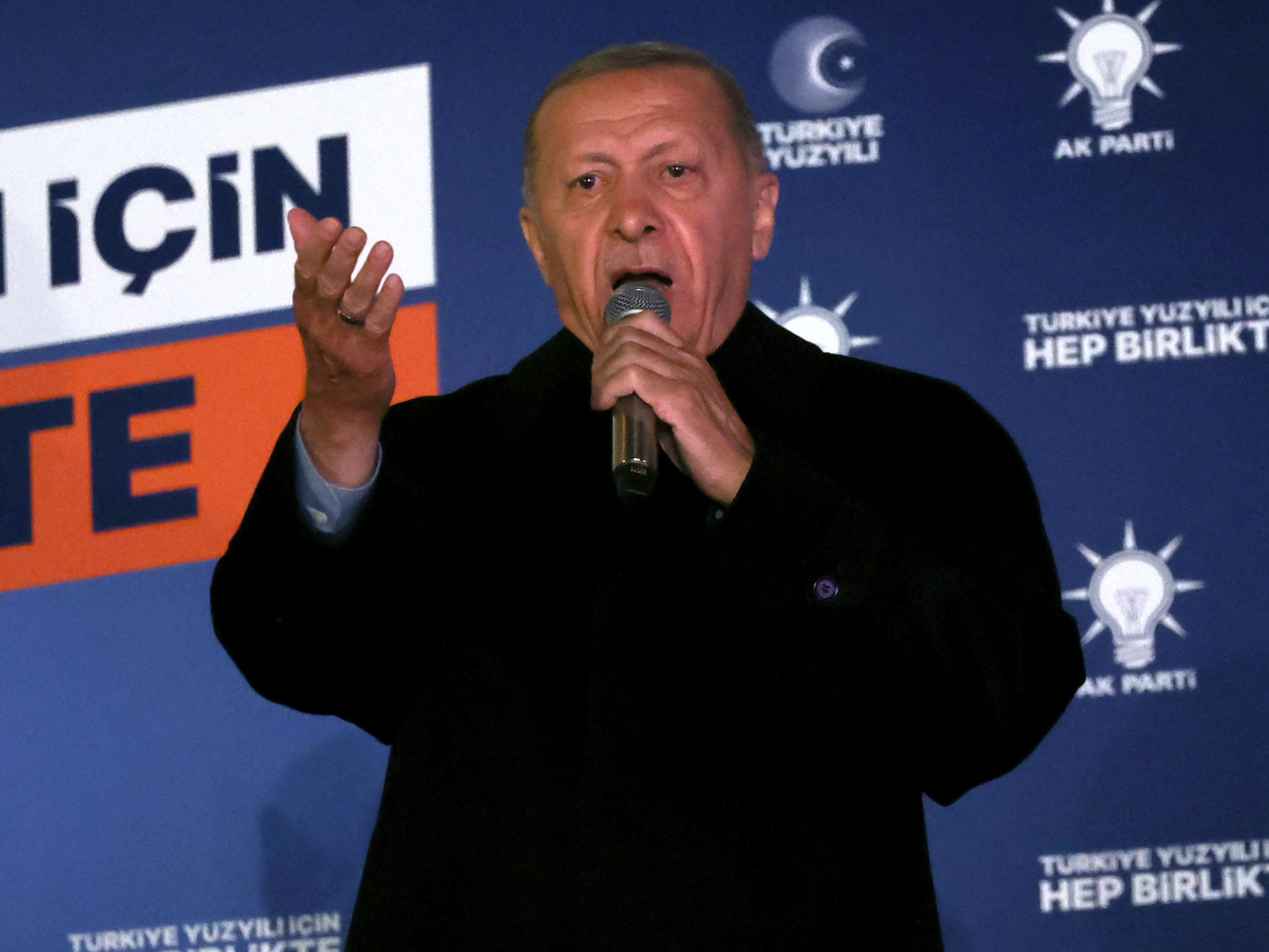 Erdogan bei Präsidentschaftswahl bei Türken in Österreich erneut vorne. Erdogan bei Präsidentschaftswahl bei Türken in Österreich erneut vorne.
