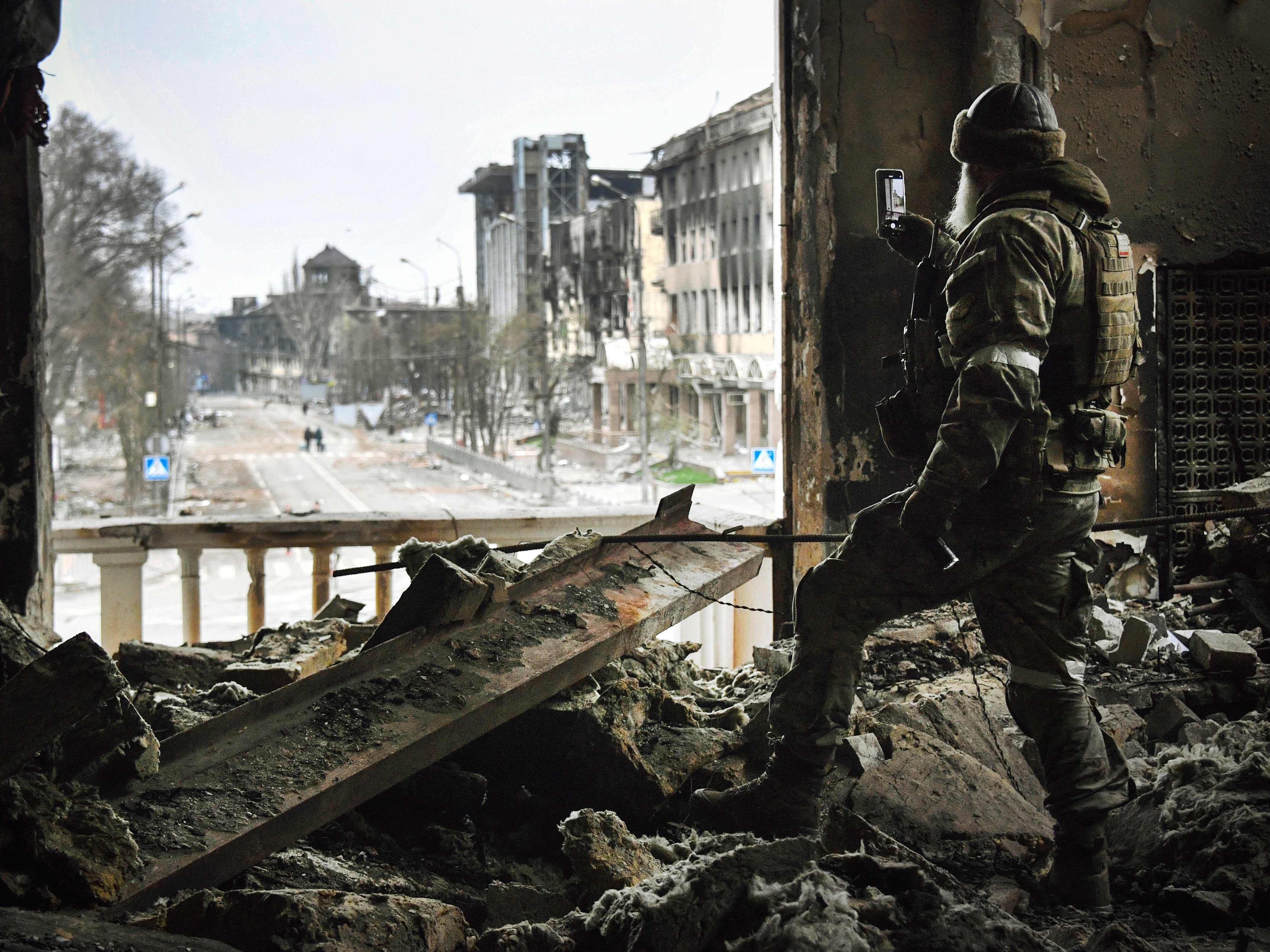 Russland verhaftete in der Ukraine hunderte Zivilisten.