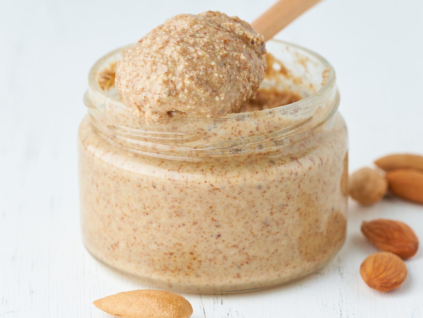 Das Produkt NATUR aktiv BIO Mandelmus Sorte Weiß wird zurückgerufen.