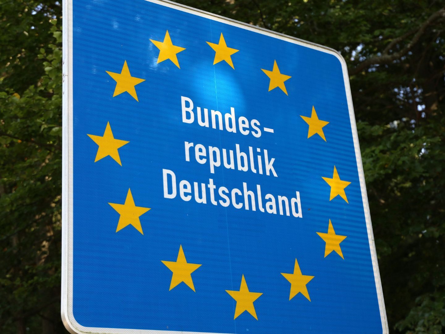Deutschland: Hunderte Menschen nach Österreich zurückgewiesen. Deutschland: Hunderte Menschen nach Österreich zurückgewiesen.