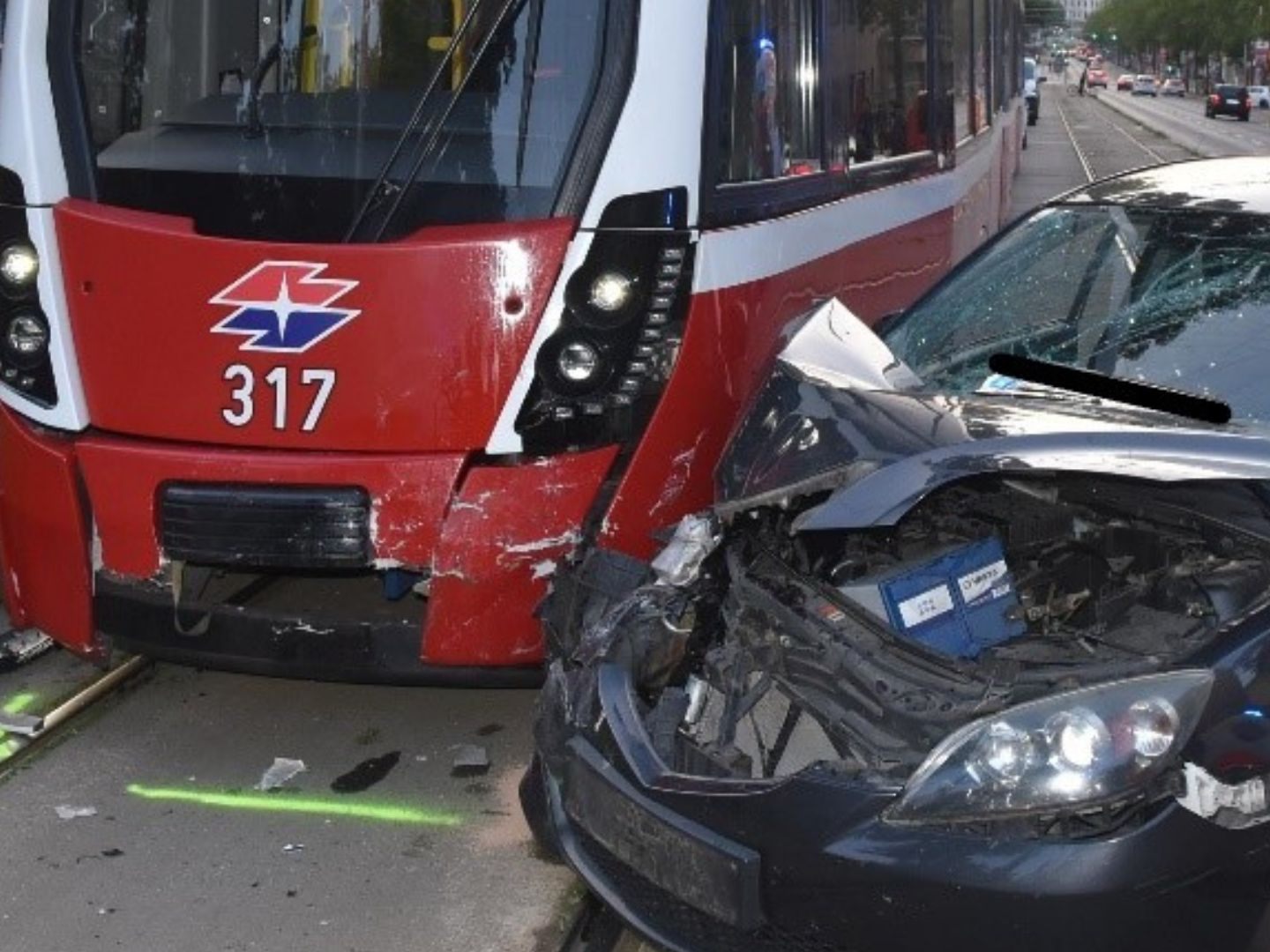 In Wien-Margareten ereignete sich ein Unfall mit einer Straßenbahn und zwei Pkw. In Wien-Margareten ereignete sich ein Unfall mit einer Straßenbahn und zwei Pkw.