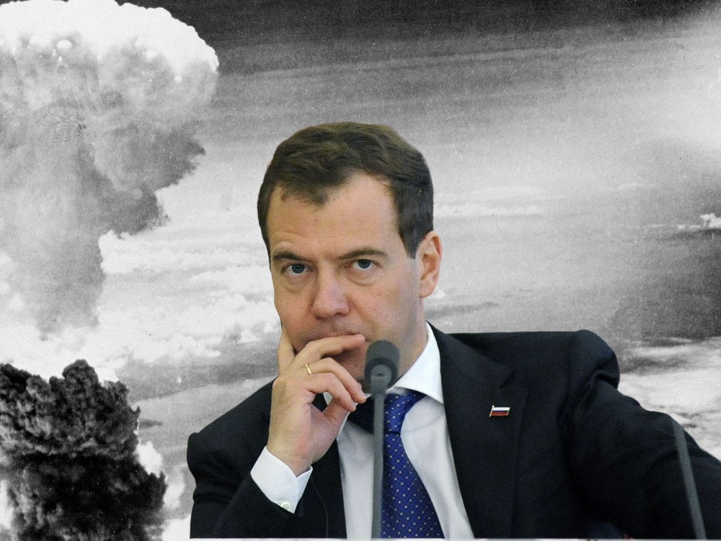 Dmitri Medwedew droht mit einem russischen Präventivschlag, sollte der Westen der Ukraine Atomwaffen überlassen. Dmitri Medwedew droht mit einem russischen Präventivschlag, sollte der Westen der Ukraine Atomwaffen überlassen.