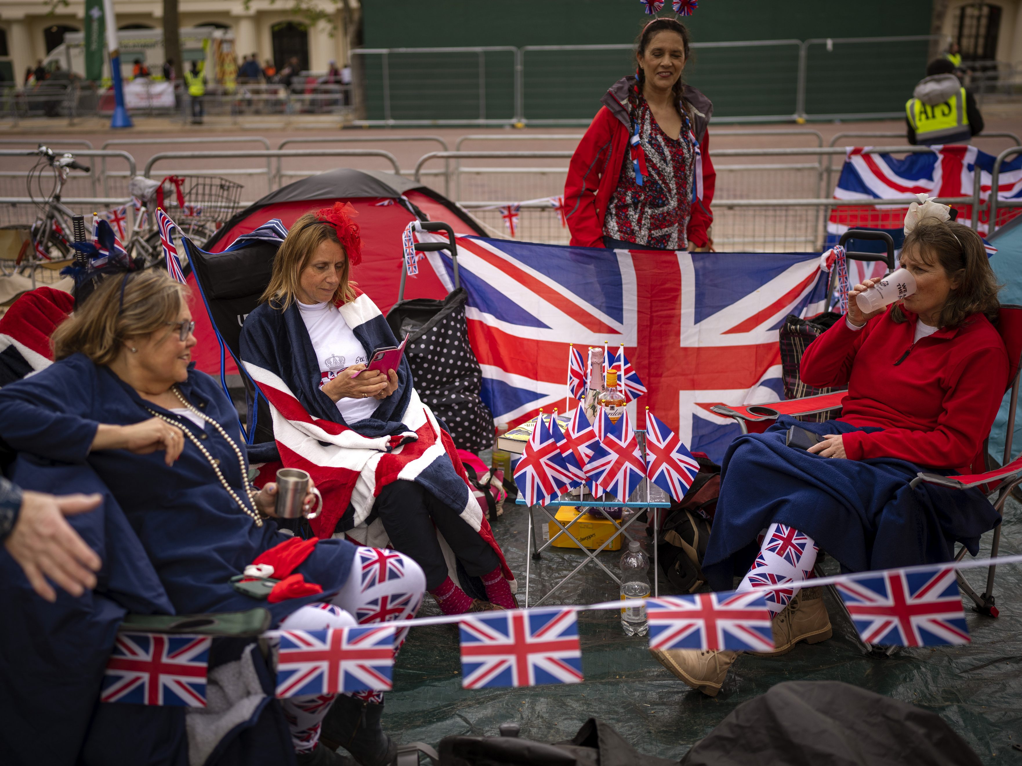 Die Atmosphäre in London ist vor der Krönung von Charles III. großartig. Die Atmosphäre in London ist vor der Krönung von Charles III. großartig.