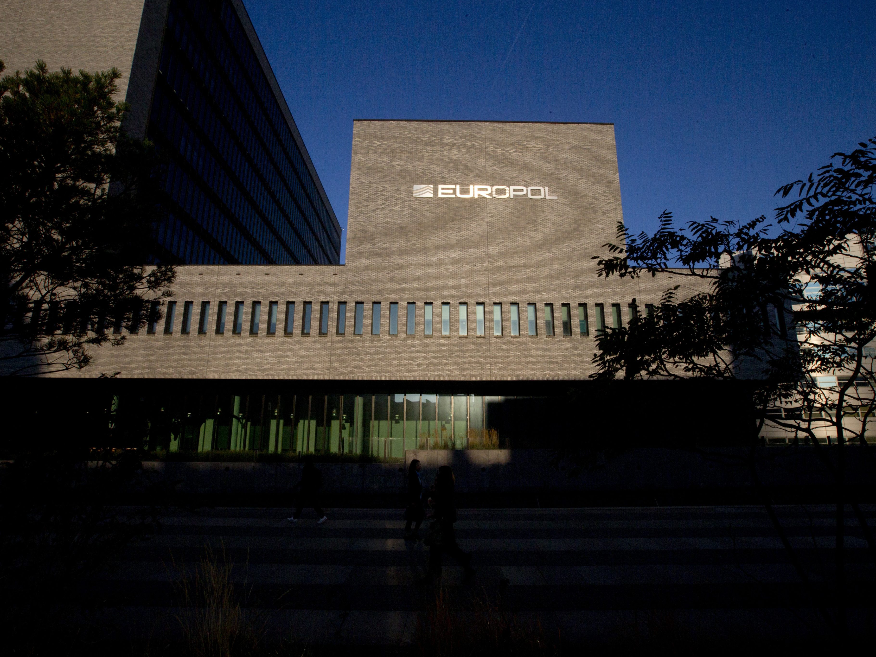 Laut Europol 288 Verdächtige festgenommen.