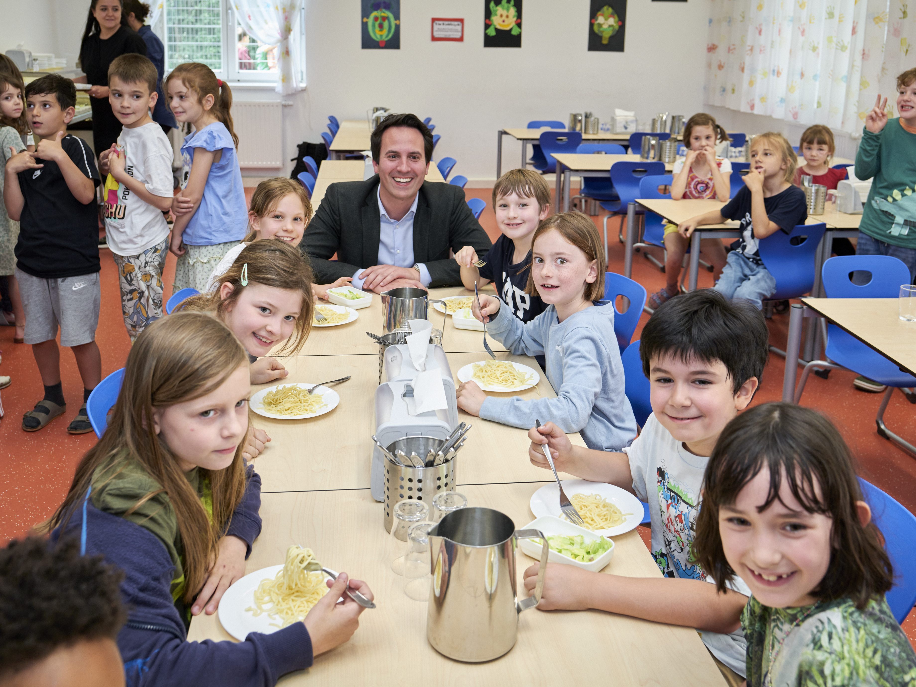 23.500 Kinder in Wien profitieren von der Maßnahme. 23.500 Kinder in Wien profitieren von der Maßnahme.