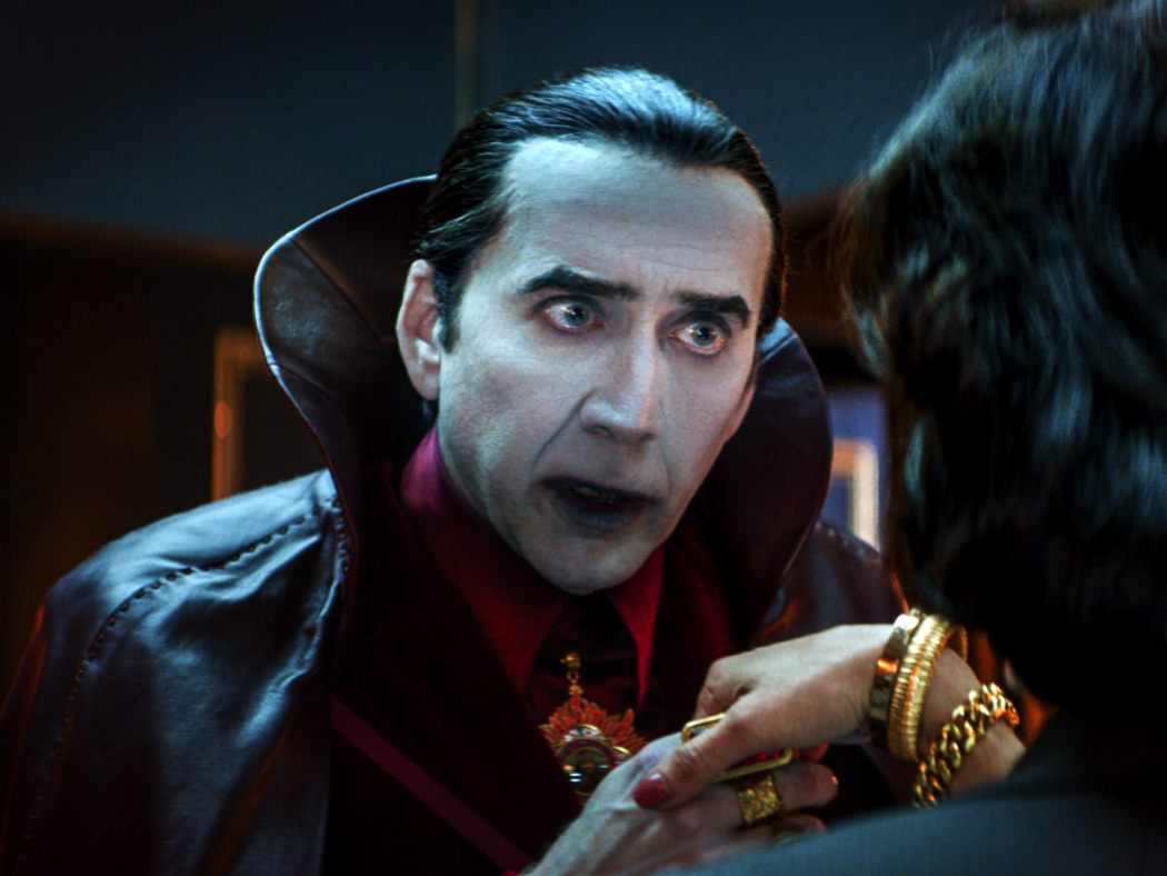 Nicolas Cage als Vampir in "Renfield". Nicolas Cage als Vampir in "Renfield".