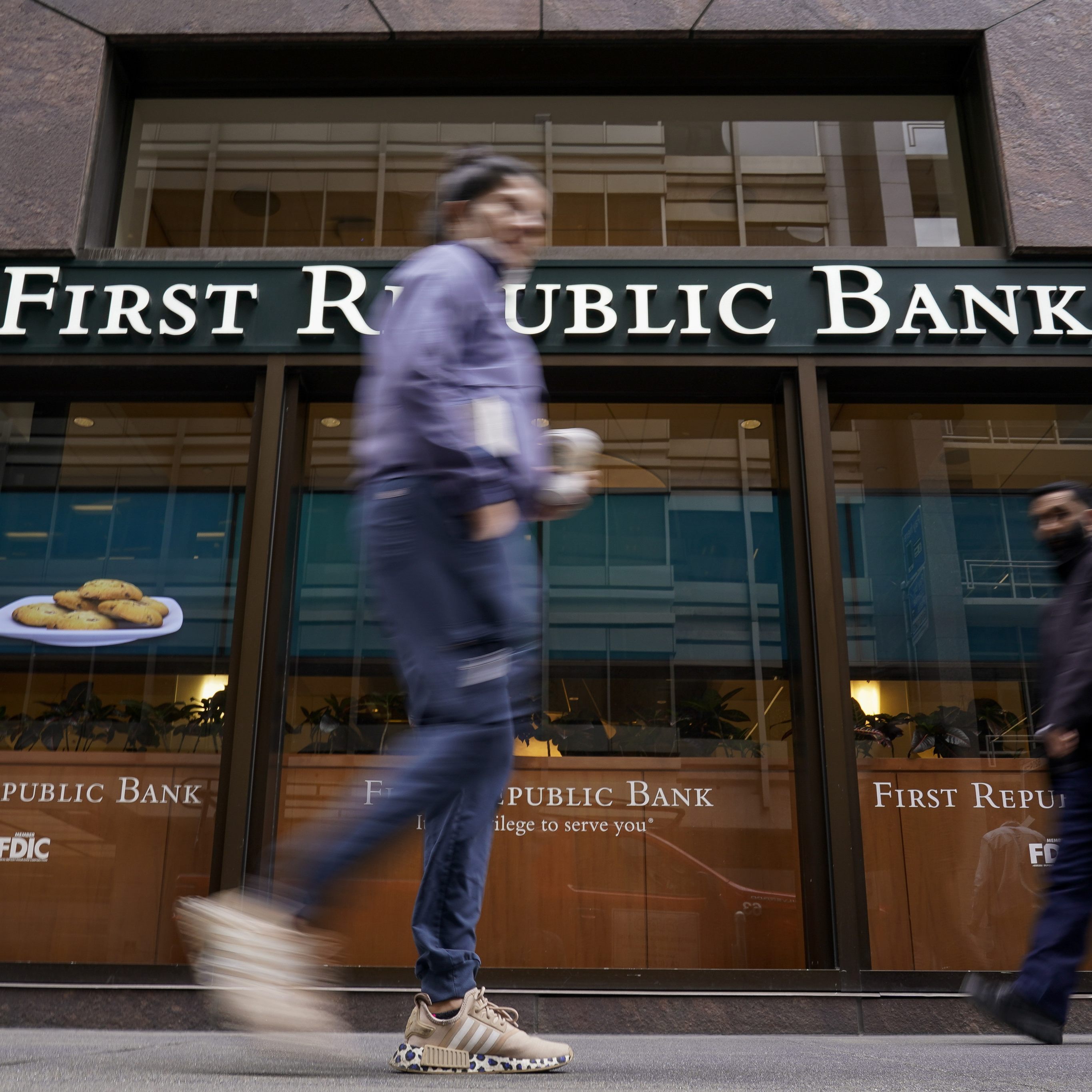 Mit Hilfe der US-Einlagensicherung geht die Bank an JP Morgan.