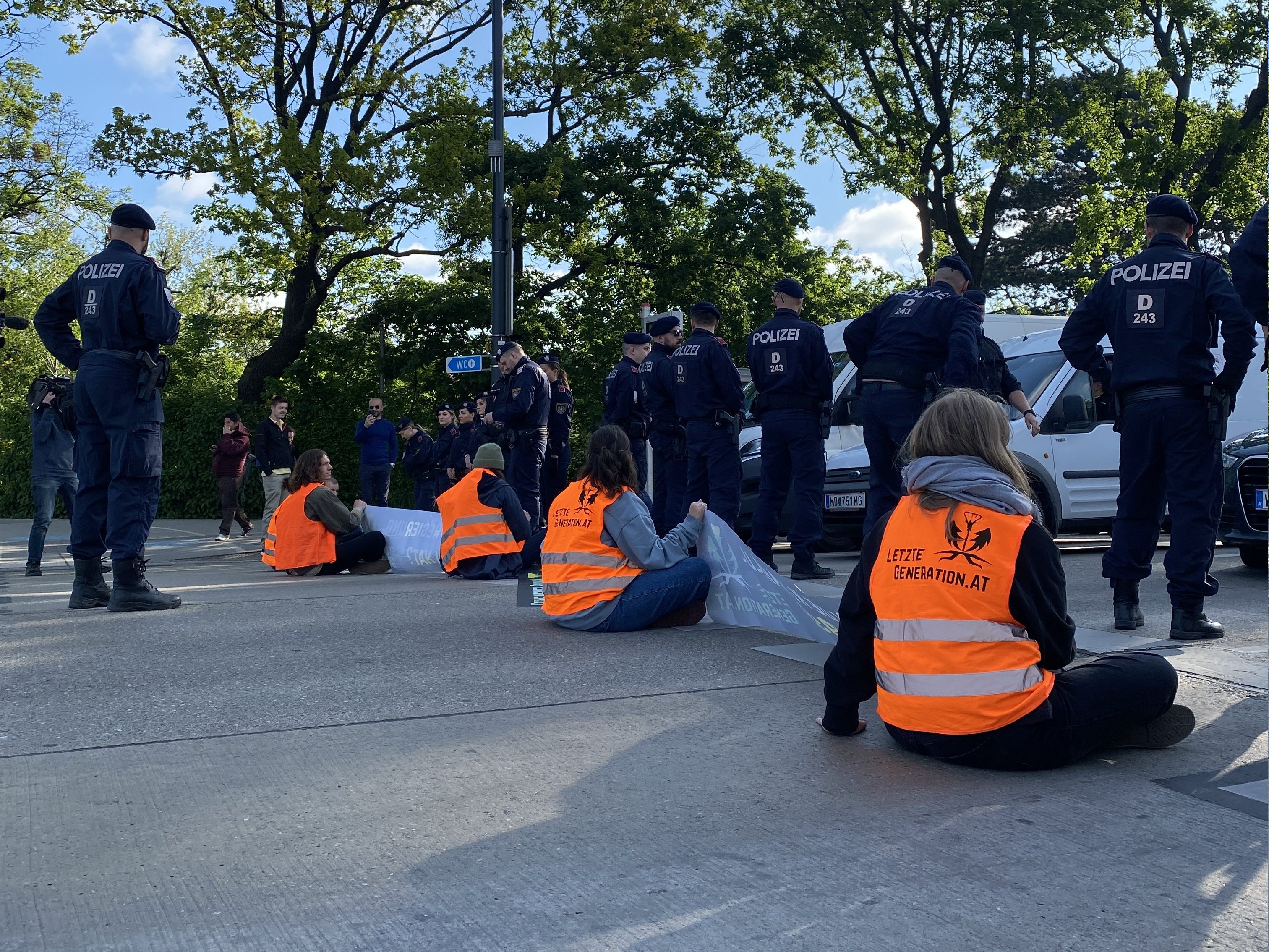 Am Montag wurde der Verkehr vor dem Wiener Schloss Schönbrunn blockiert.