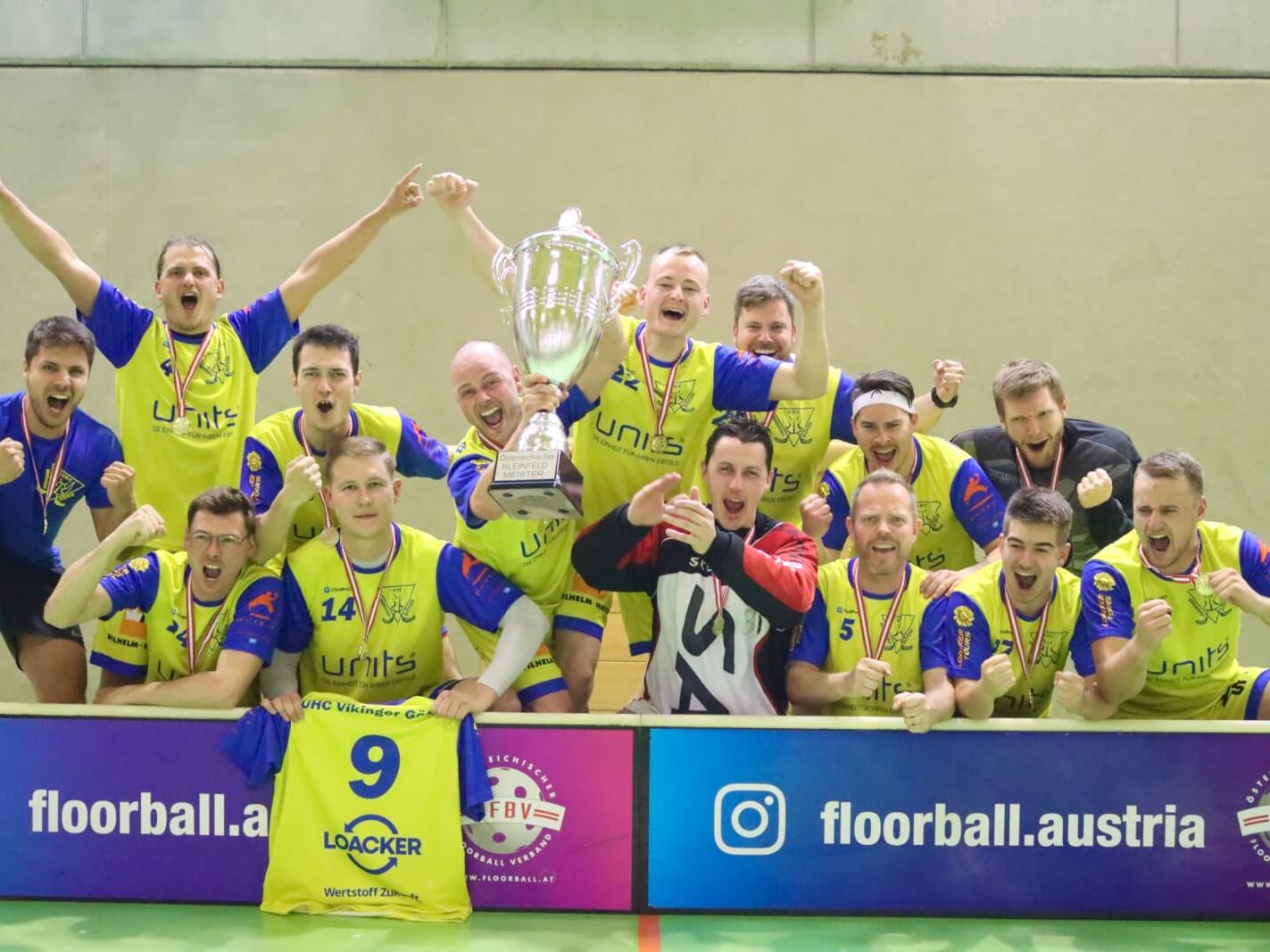 UHC Vikinger Götzis wieder Staatsmeister im Floorball-Kleinfeld. UHC Vikinger Götzis wieder Staatsmeister im Floorball-Kleinfeld.