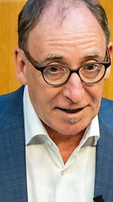 FPÖ zeigt Gesundheitsminister an