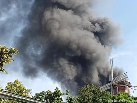 Im Europa-Park brach aus ungeklärter Ursache ein Brand aus Im Europa-Park brach aus ungeklärter Ursache ein Brand aus