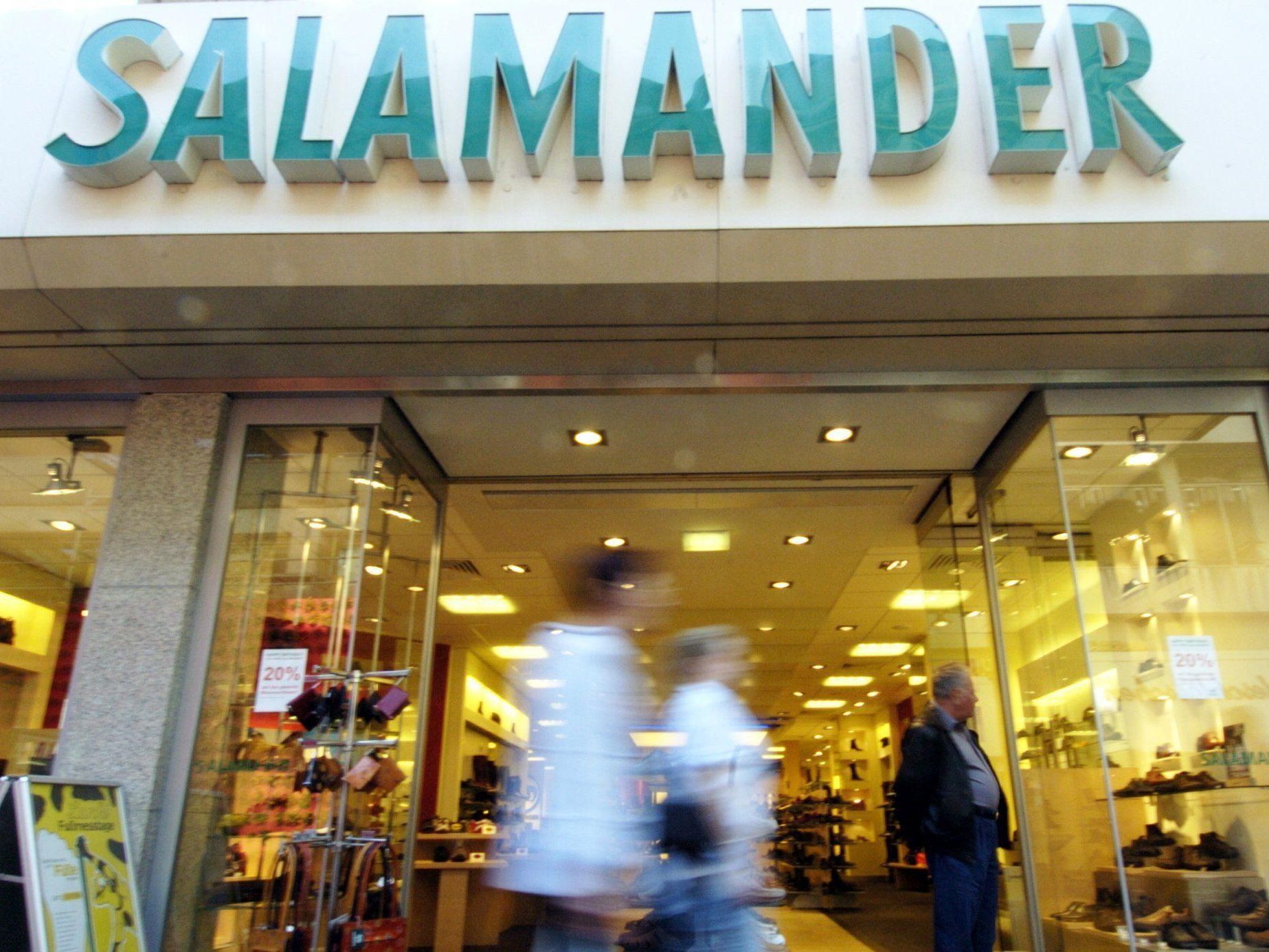 Delka und Salamander schließen ihre Filialen in Österreich.