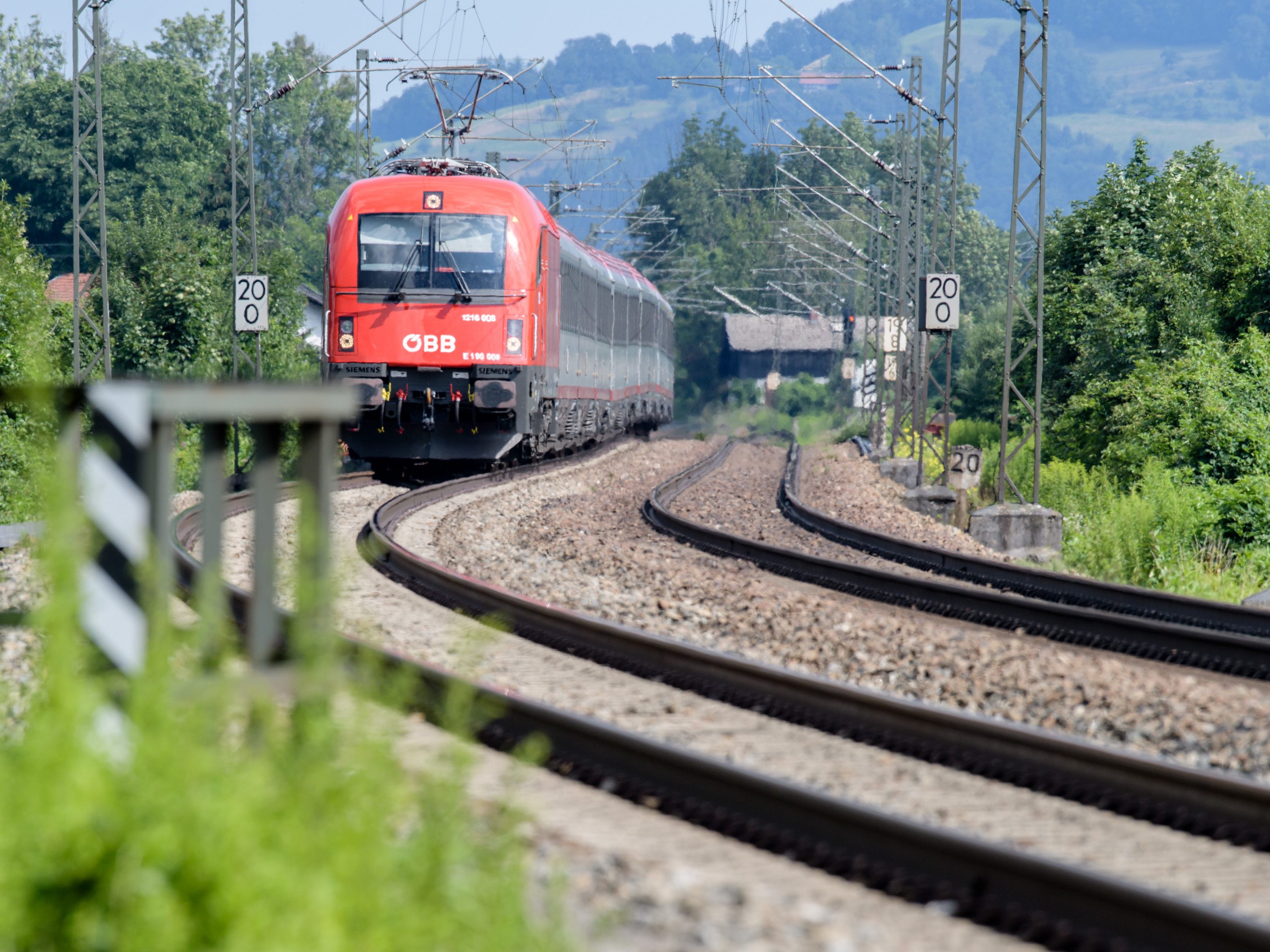 Die ÖBB unterschritt 2022 knapp den gesetzlichen Pünktlichkeitgrad von 95 Prozent. Die ÖBB unterschritt 2022 knapp den gesetzlichen Pünktlichkeitgrad von 95 Prozent.