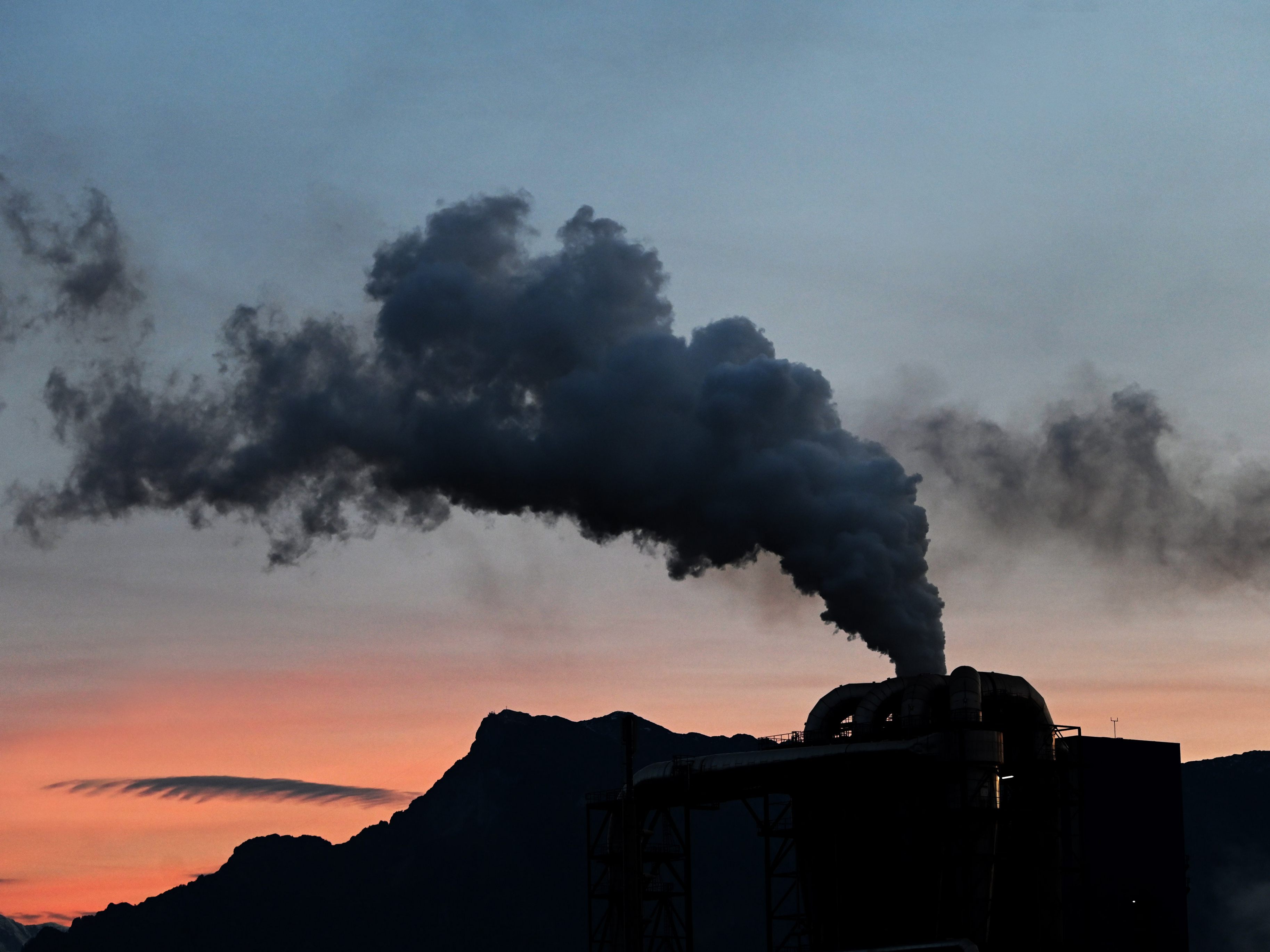 Die EU sollte die Emissionen schon bis 2040 drastisch senken. Die EU sollte die Emissionen schon bis 2040 drastisch senken.