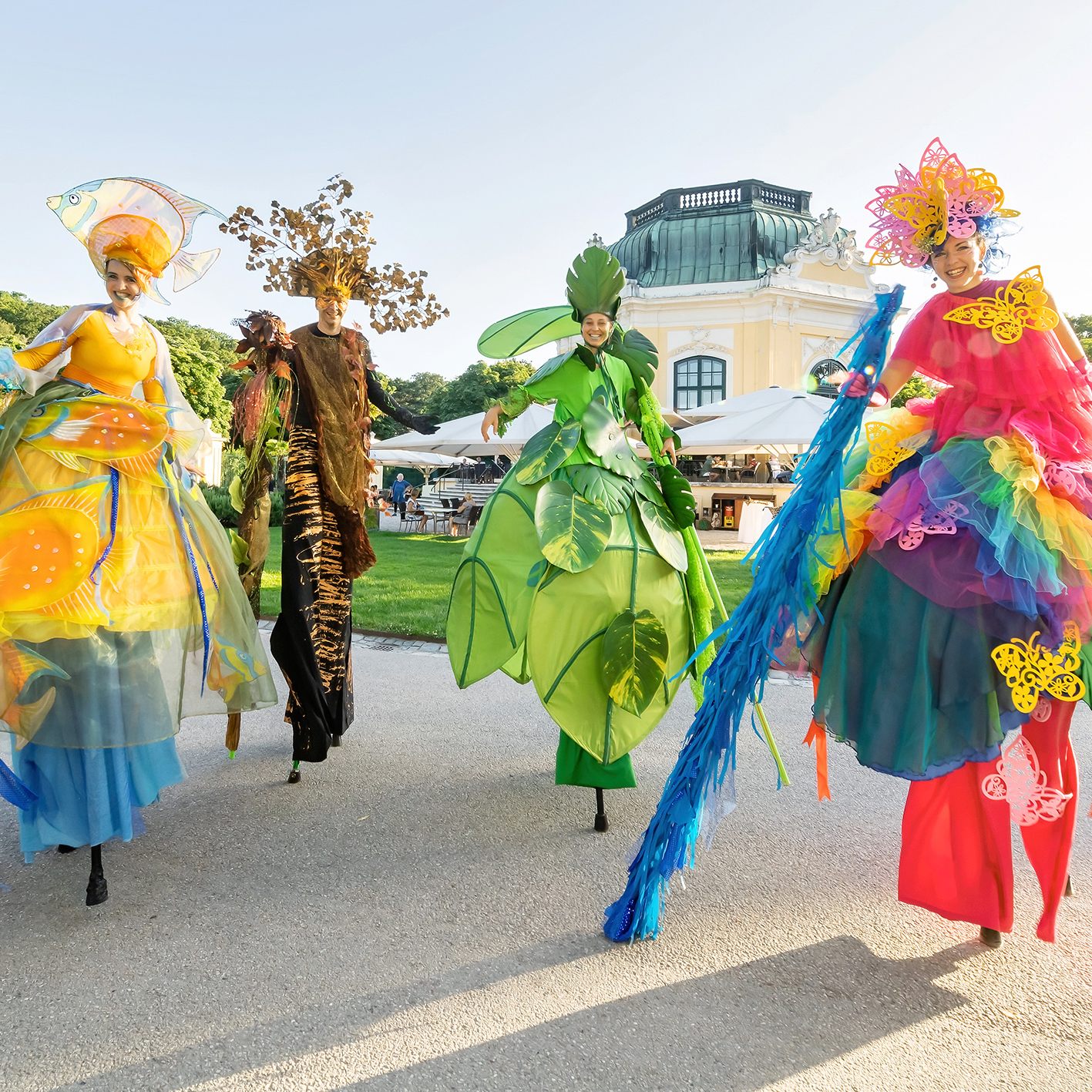 Tiere, Artisten und Kulinarisches an vier Sommerabenden in Schönbrunn.