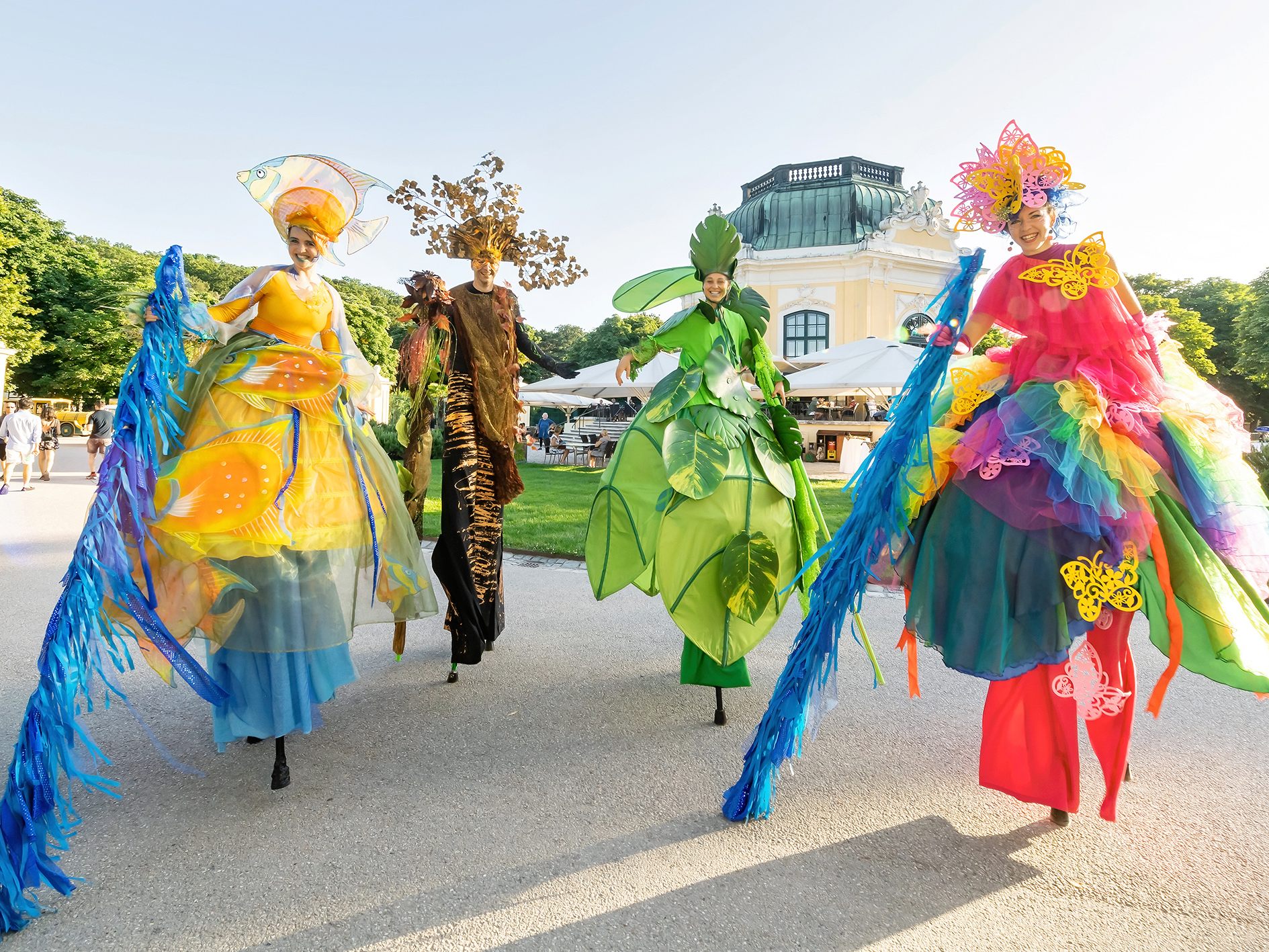 Tiere, Artisten und Kulinarisches an vier Sommerabenden in Schönbrunn.