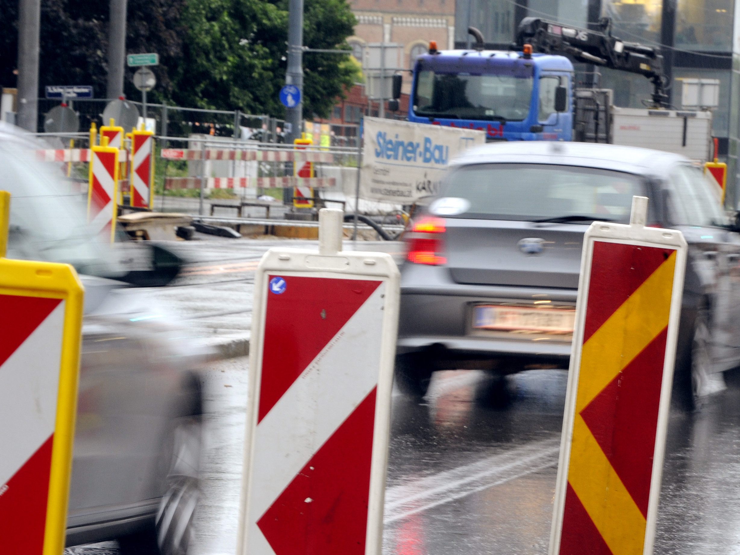 Am 4. Juli 2023 starten die Betonfeld-Sanierungen am Inneren Gürtel in Wien. Am 4. Juli 2023 starten die Betonfeld-Sanierungen am Inneren Gürtel in Wien.