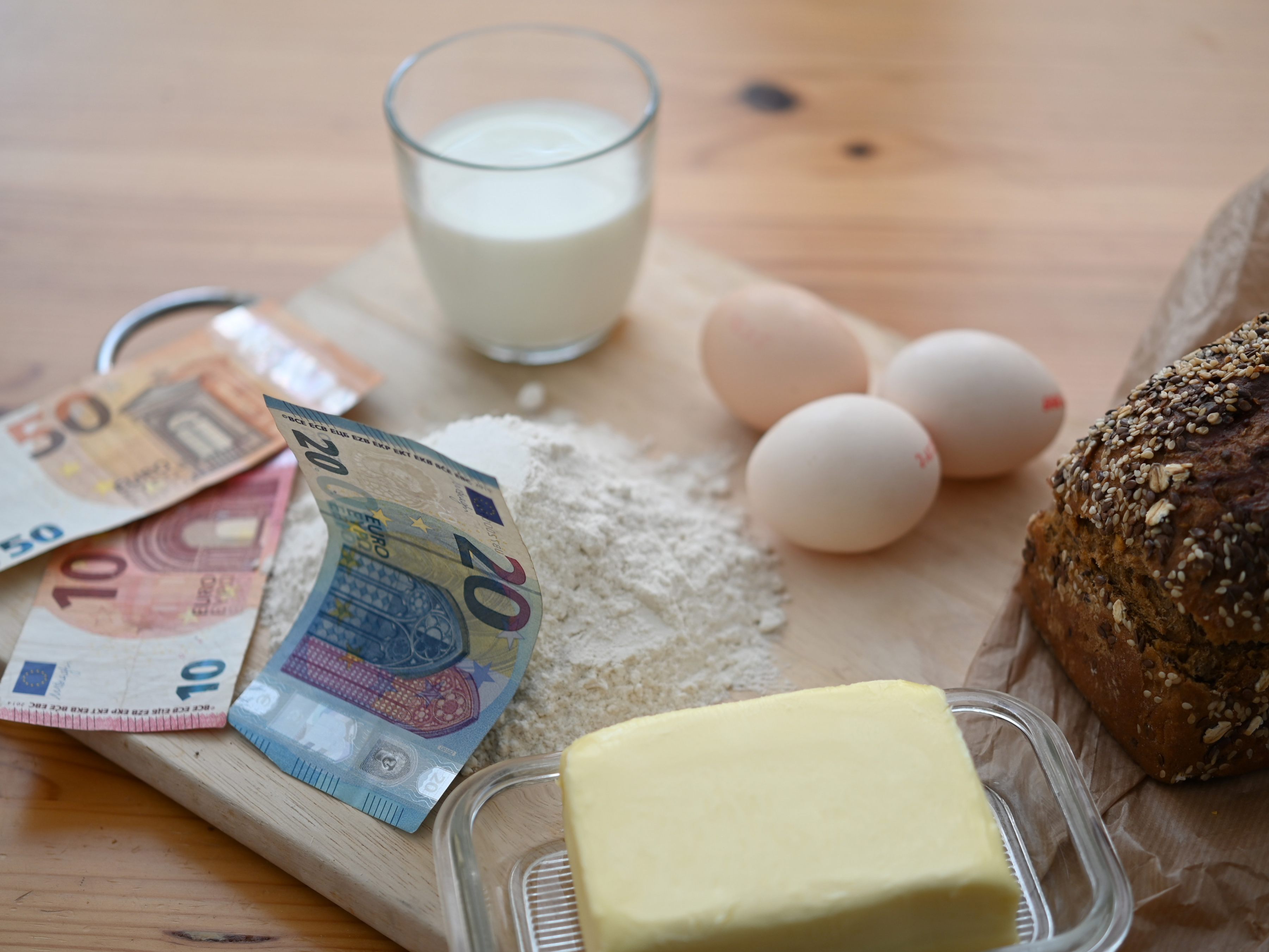 Die Teuerung bei Lebensmitteln ist weiter hoch.