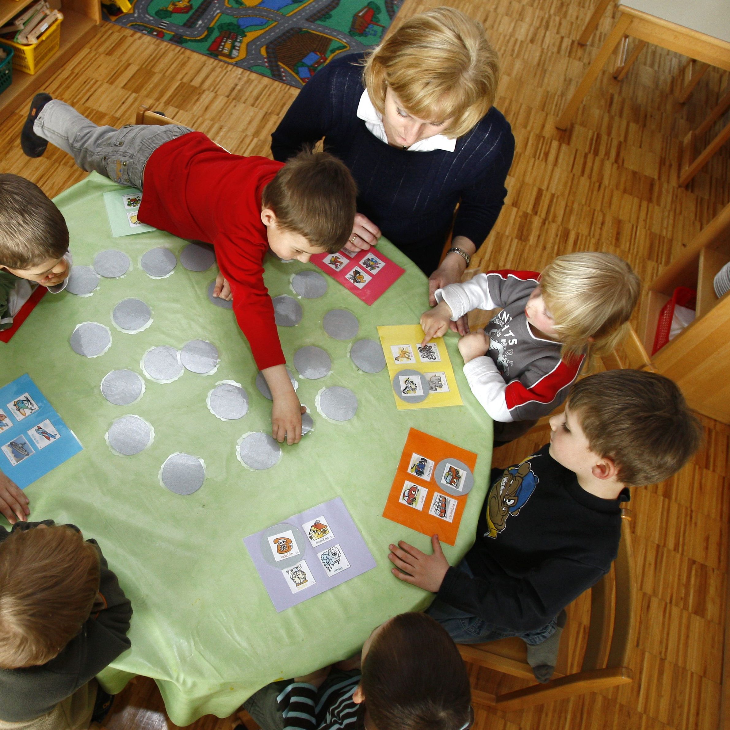 Kindergarten-Pädagogen stünden oftmals "an der Grenze der Belastbarkeit".
