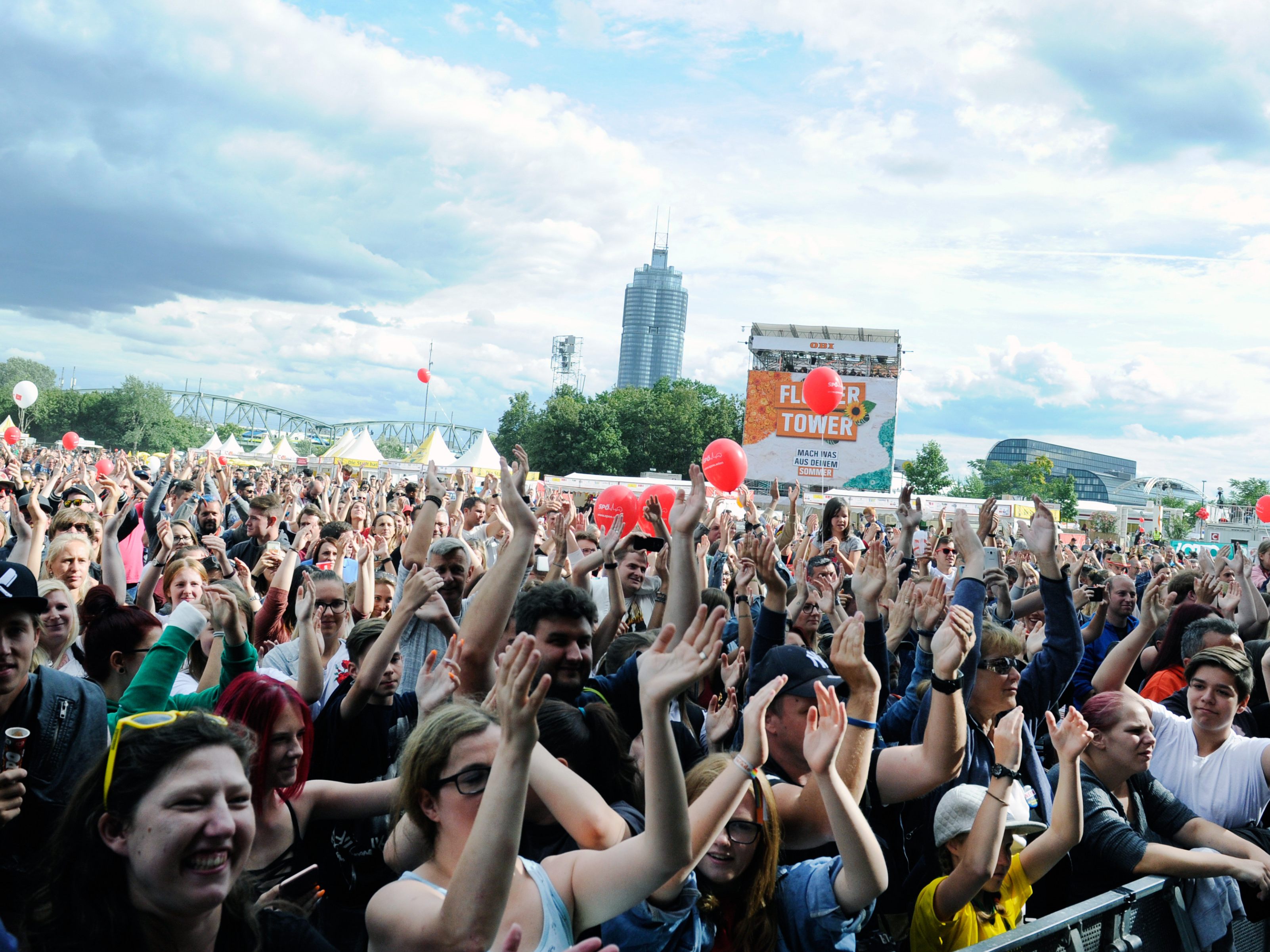 Das ist das Programm im ORF III Kulturzelt am Wiener Donauinselfest 2023. Das ist das Programm im ORF III Kulturzelt am Wiener Donauinselfest 2023.
