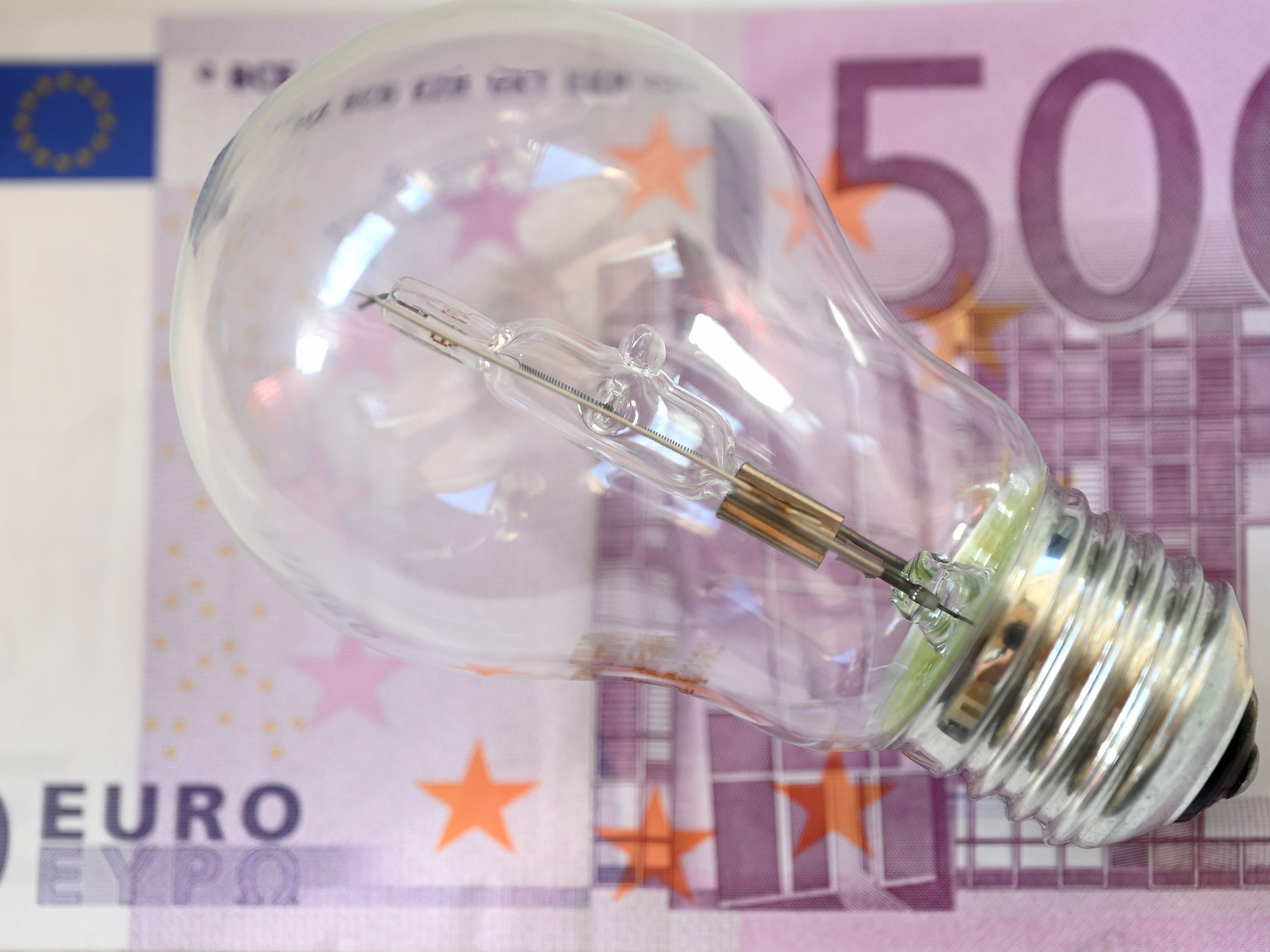 Im Juli sinkt der Strompreisindex.