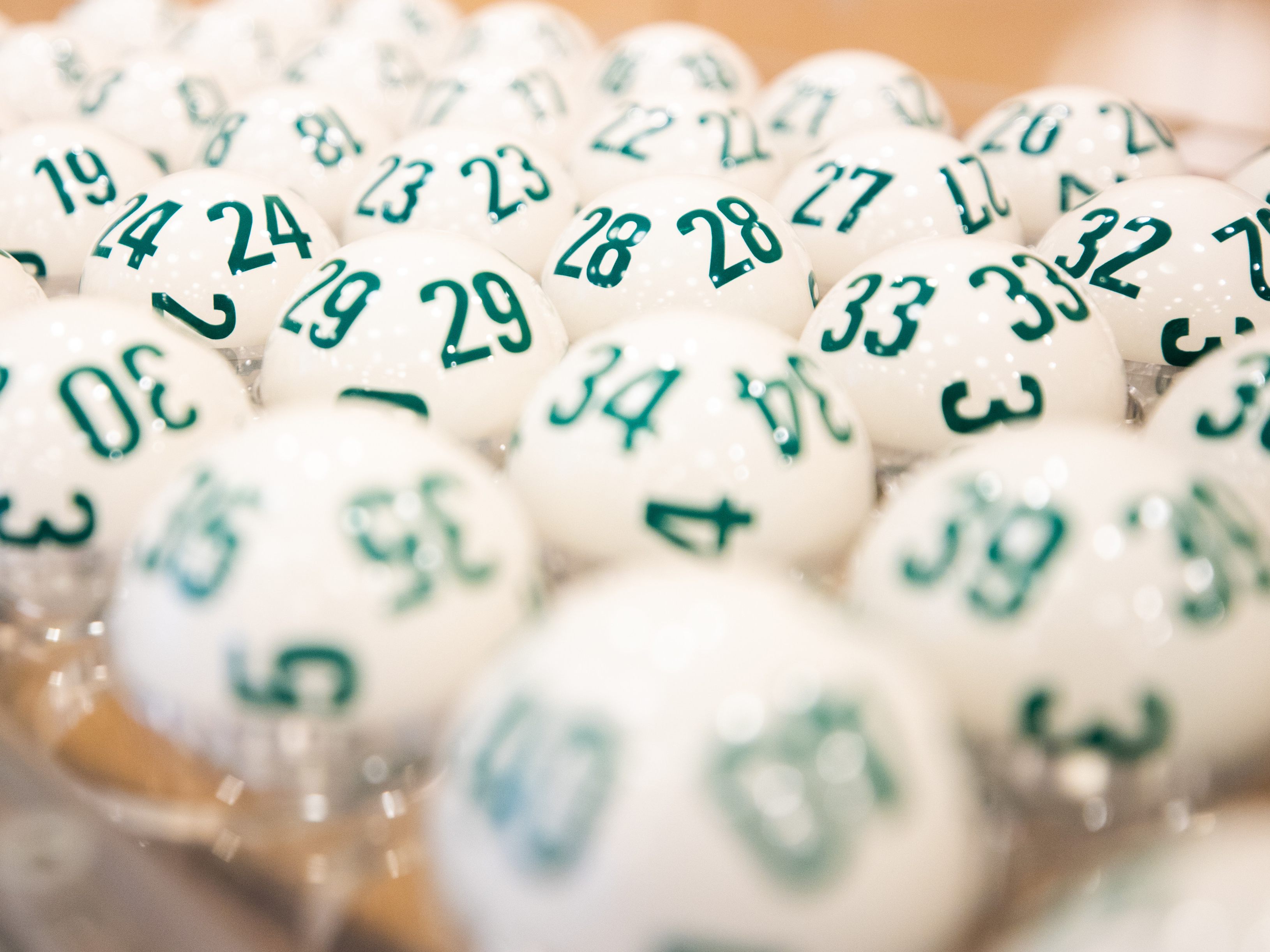 Lotto "6 aus 45": Juli hat Preiserhöhung im Gepäck.
