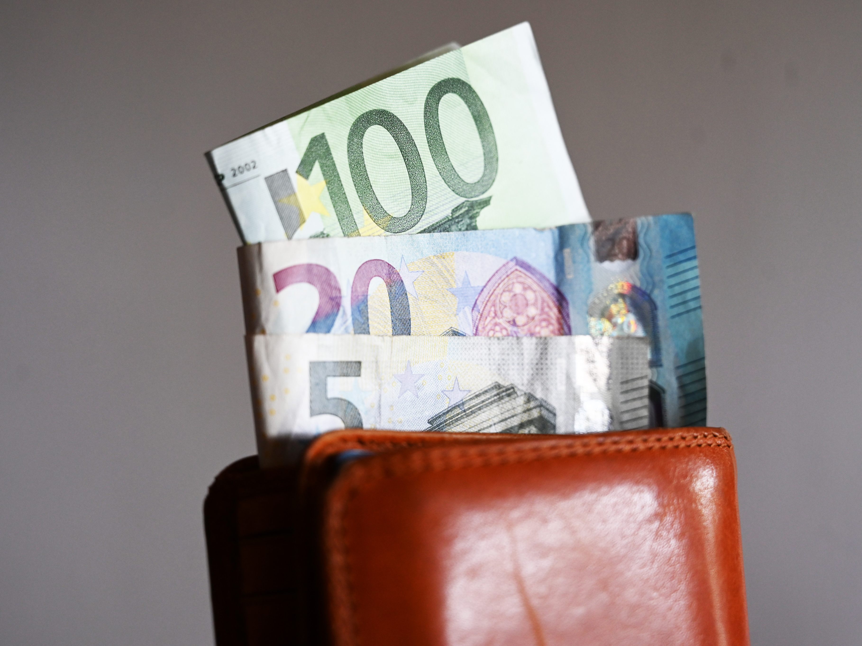 Inflation sank im Vormonat auf 9,0 Prozent.