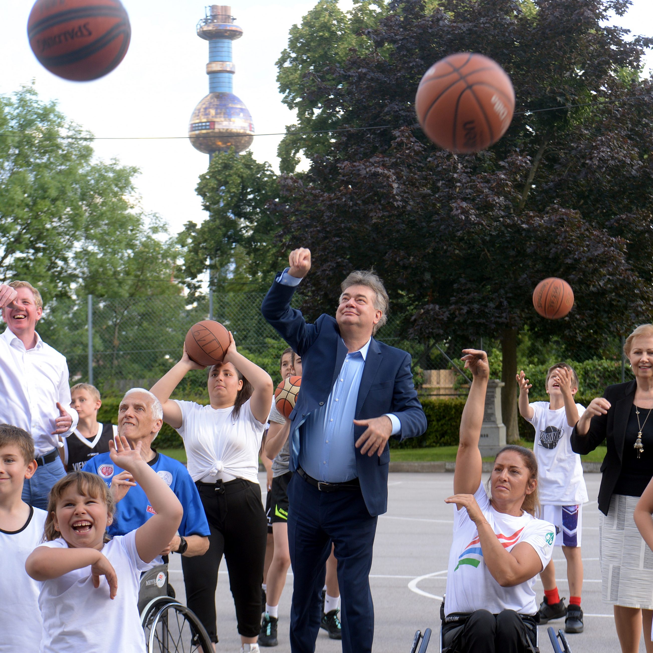 "Bewegt im Park" startet auch heuer wieder.