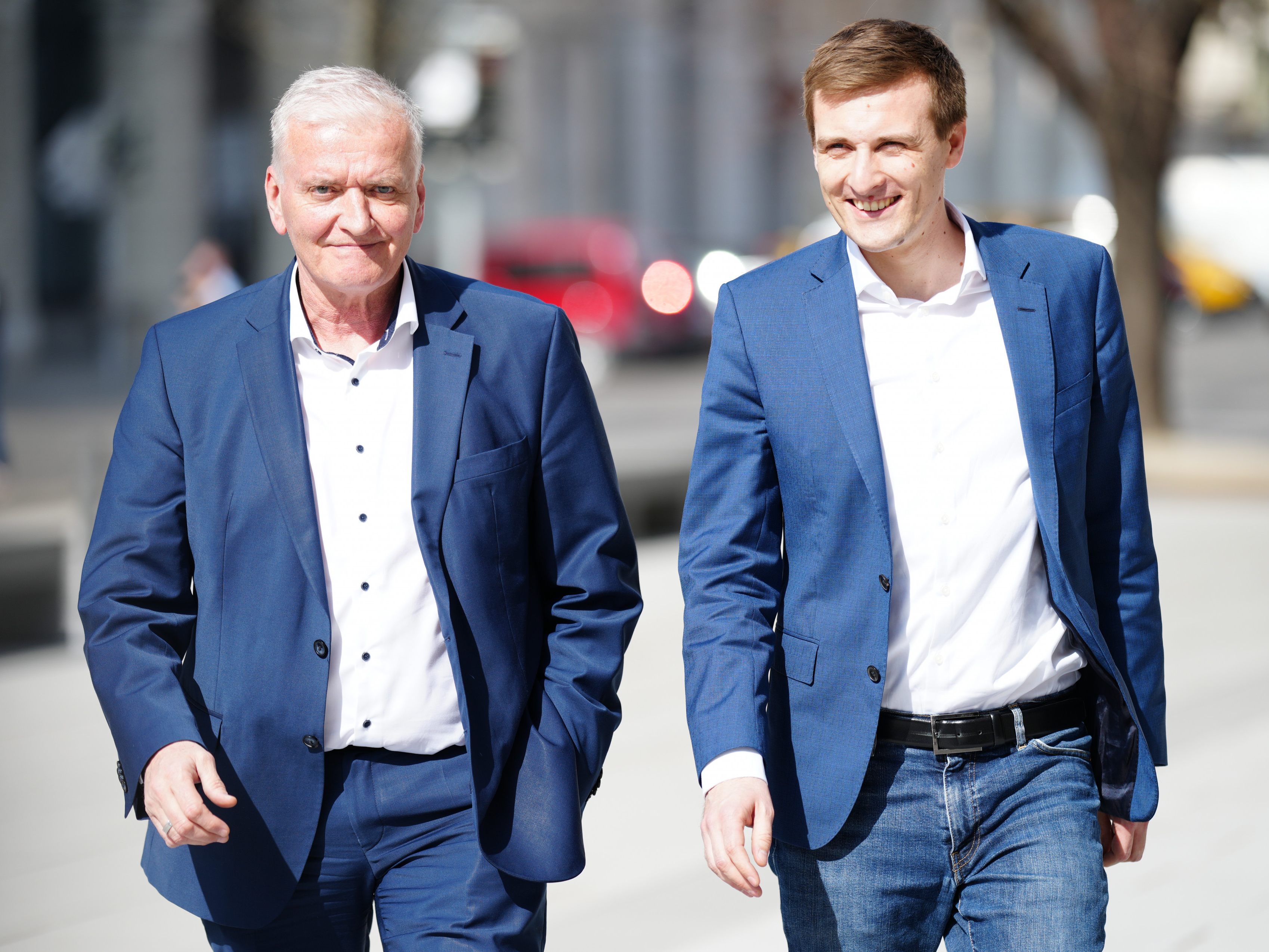 Sven Hergovich (r.) wird als Nachfolger von Franz Schnabl (l.) gewählt. Sven Hergovich (r.) wird als Nachfolger von Franz Schnabl (l.) gewählt.