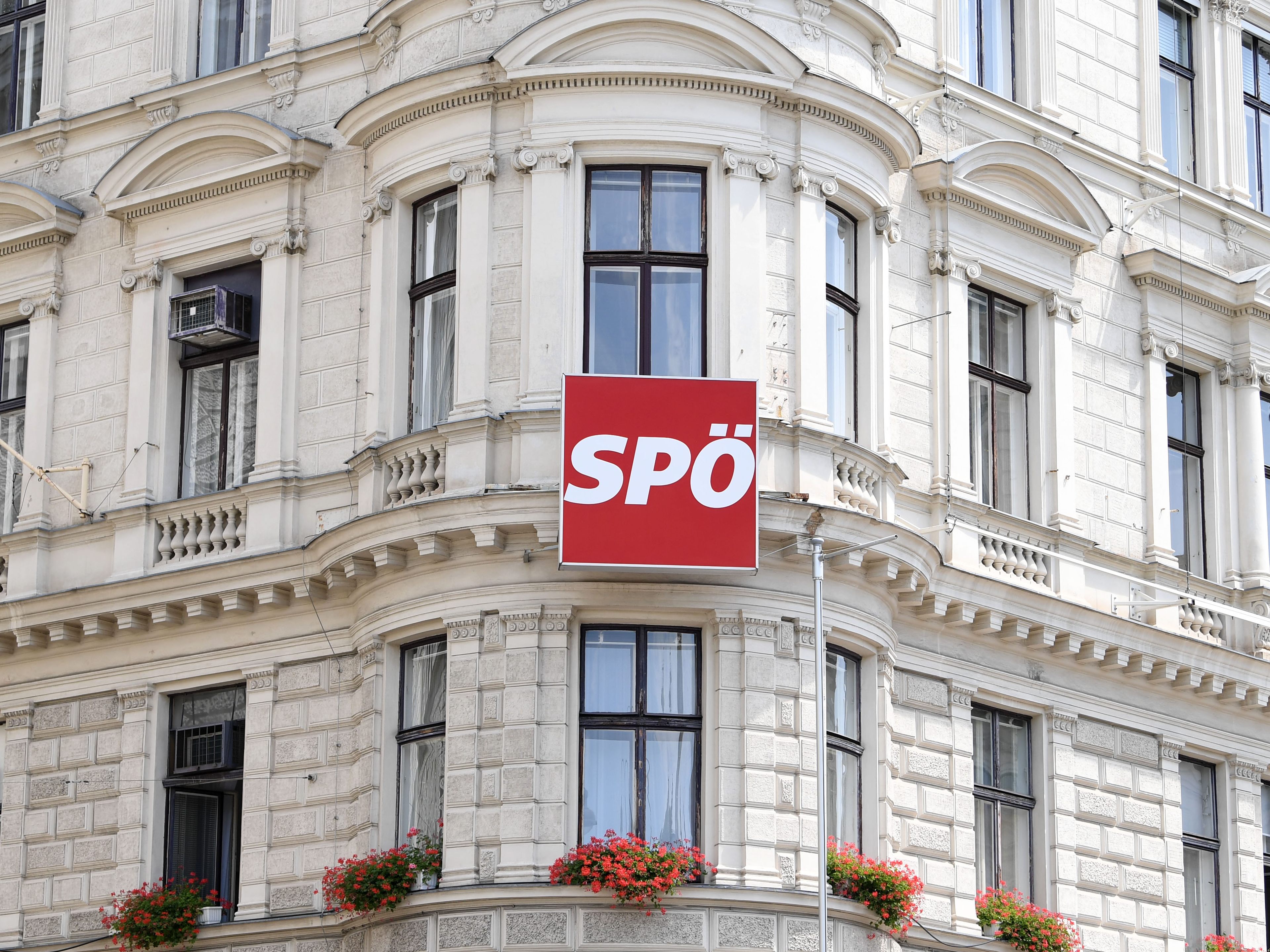 In der SPÖ-Parteizentrale wird heute neu ausgezählt.