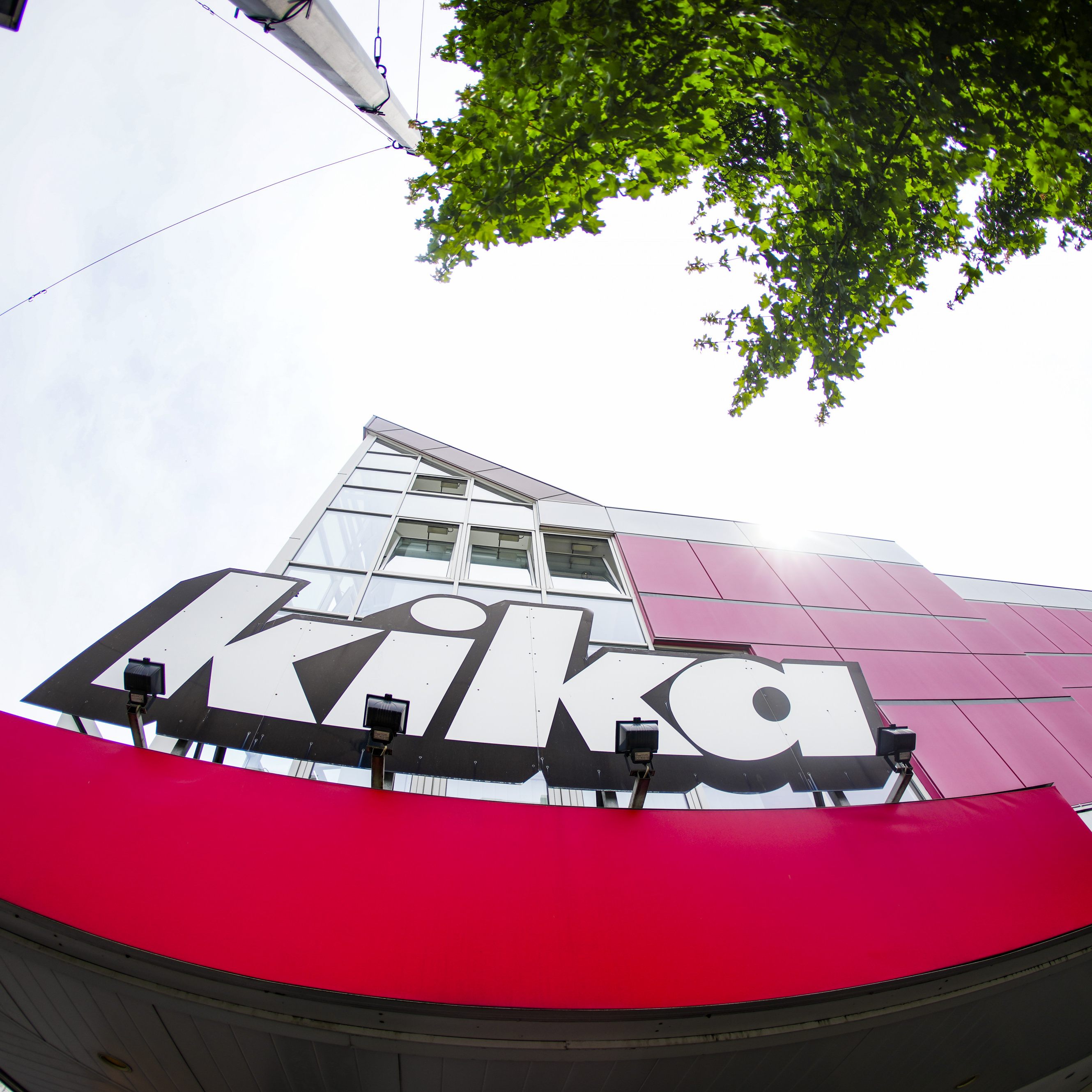 Am Dienstag wurde am Landesgericht St. Pölten das Sanierungsverfahren zu Kika/Leiner eröffnet.