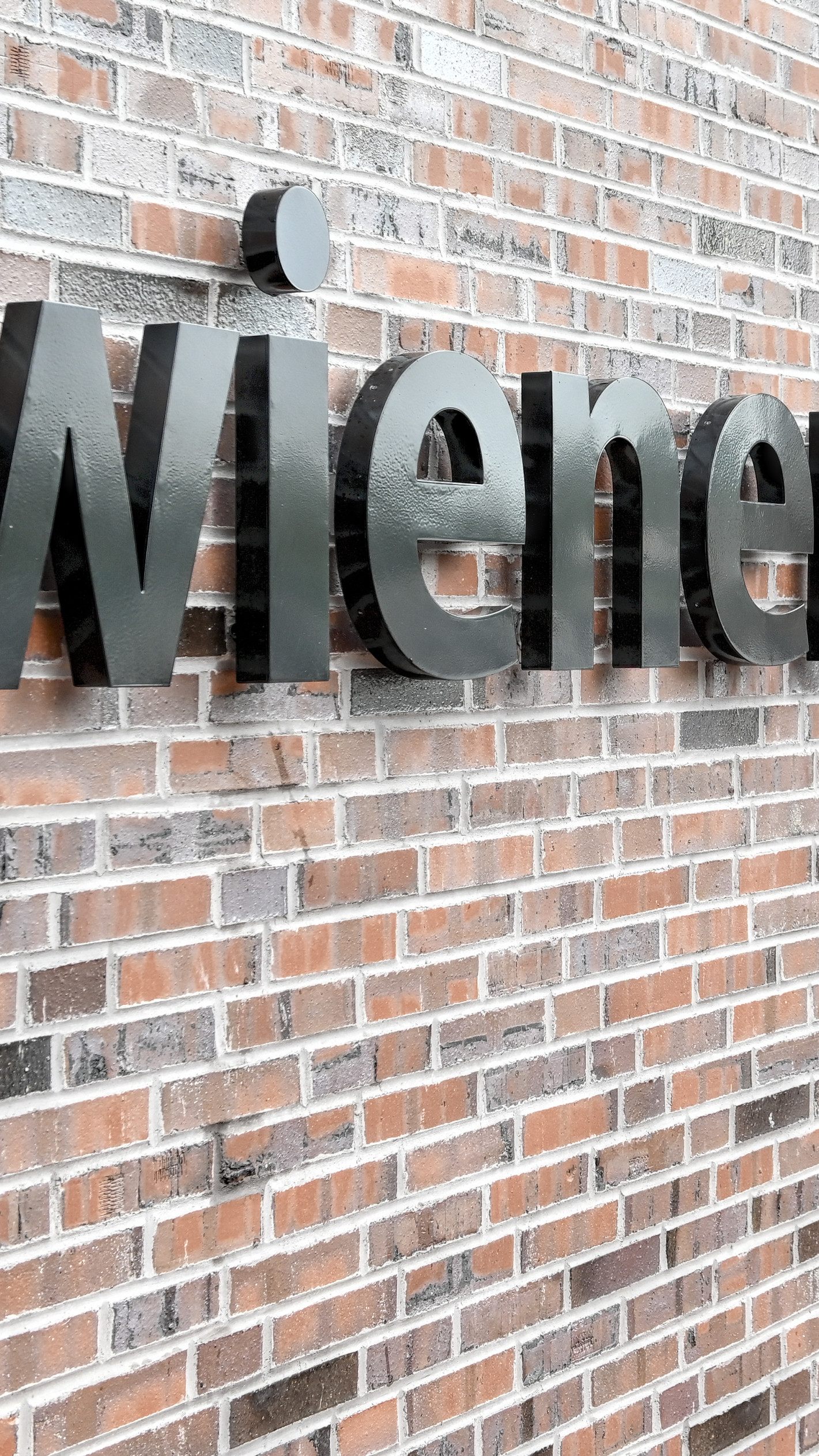 Wienerberger startet in Uttendorf eine CO2-reduzierte Ziegelproduktion.