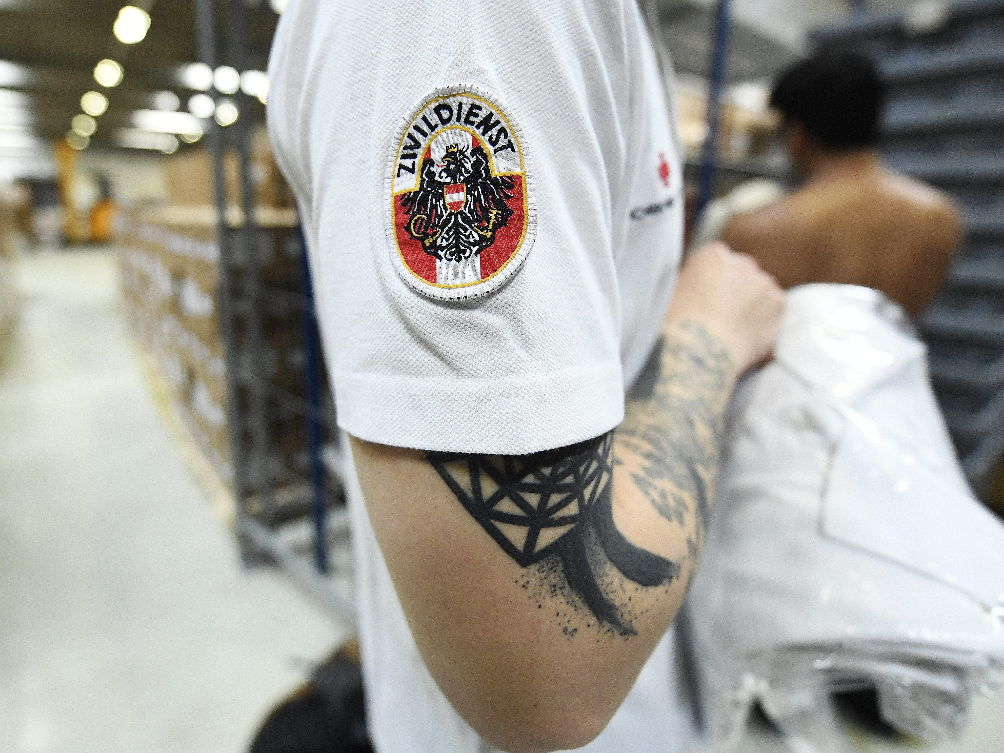 Plakolm lässt prüfen, ob der Zivildienst auch in zwei Teilen abgeleistet werden kann.