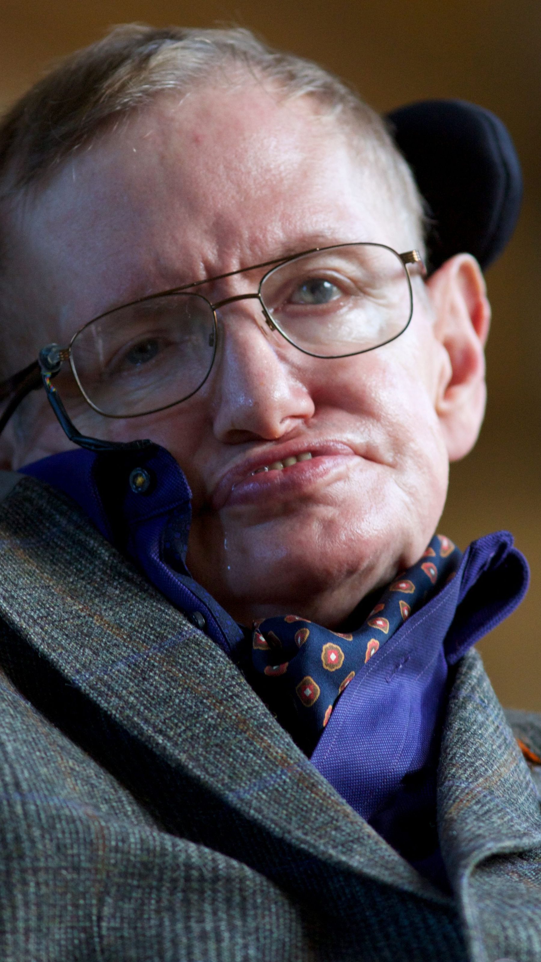 Forscher untersuchten mit einer Theorie von Professor Stephen Hawking das Ende des Universums.