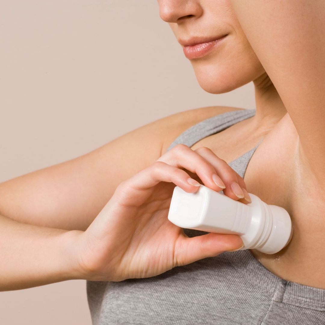 Zwei Drittel aller Menschen in Österreich verwenden ein Deo oder ein Antitranspirant.