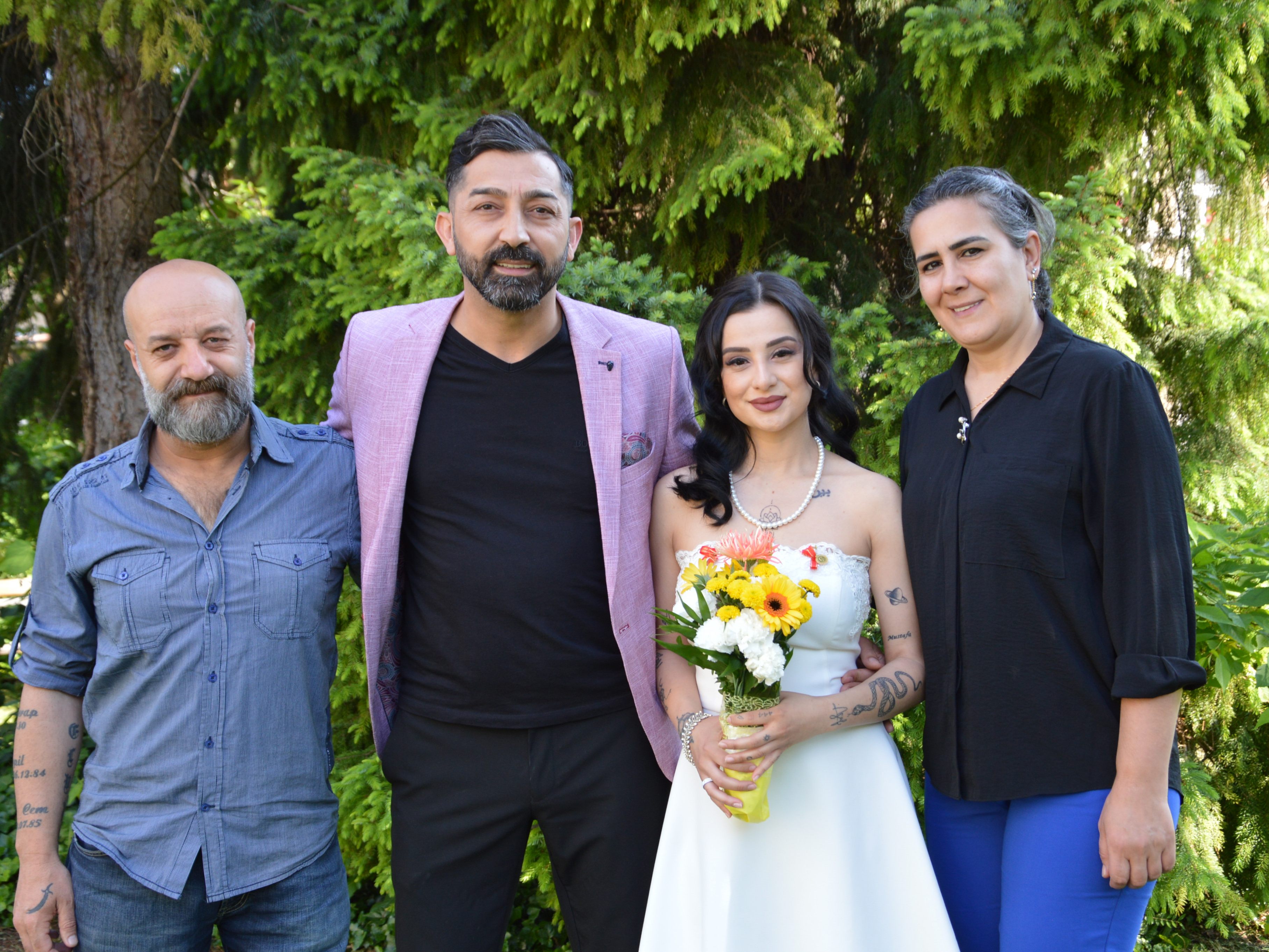 Merve Tunc und Önder Kizil feierten standesamtliche Trauung. Merve Tunc und Önder Kizil feierten standesamtliche Trauung.