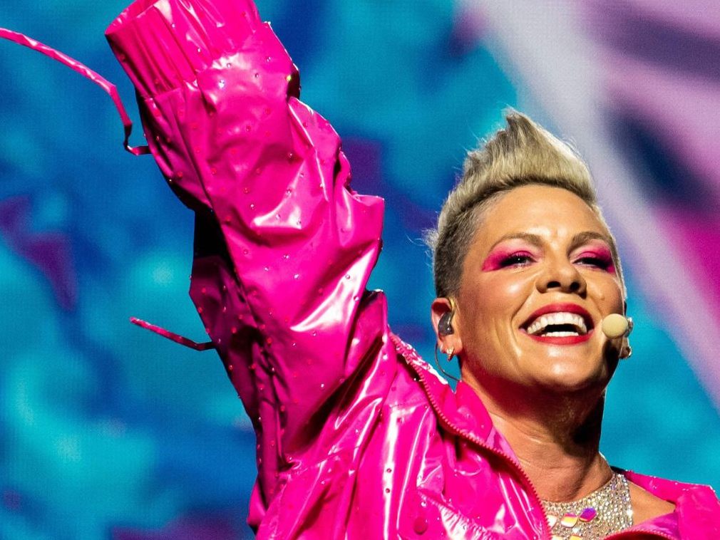 Sängerin Pink wurde Opfer eines dreisten Diebes.