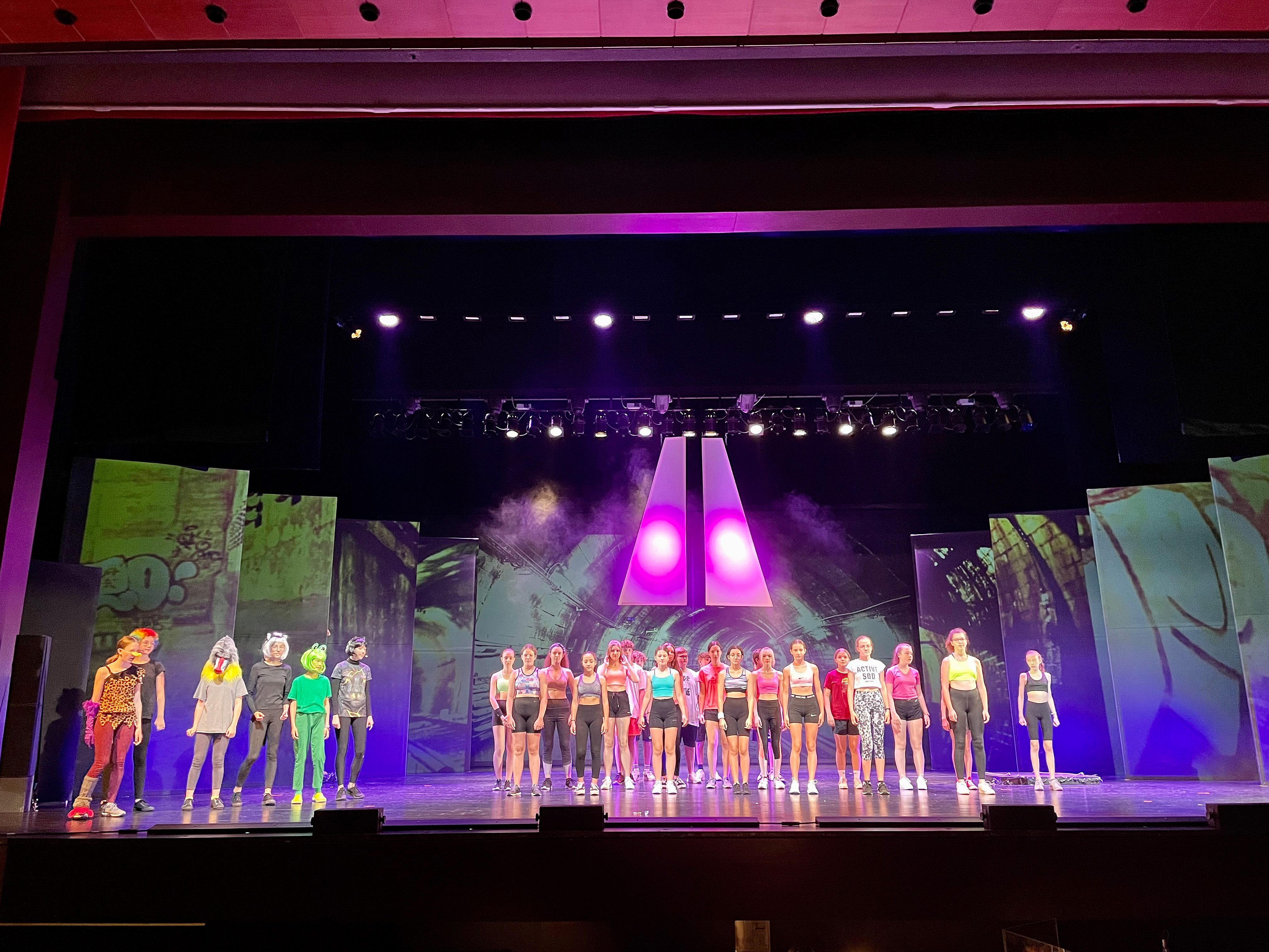 Die Musikmittelschule Dornbirn Bergmannstraße ist bekannt für ihre hochprofessionellen Musicaldarbietungen.