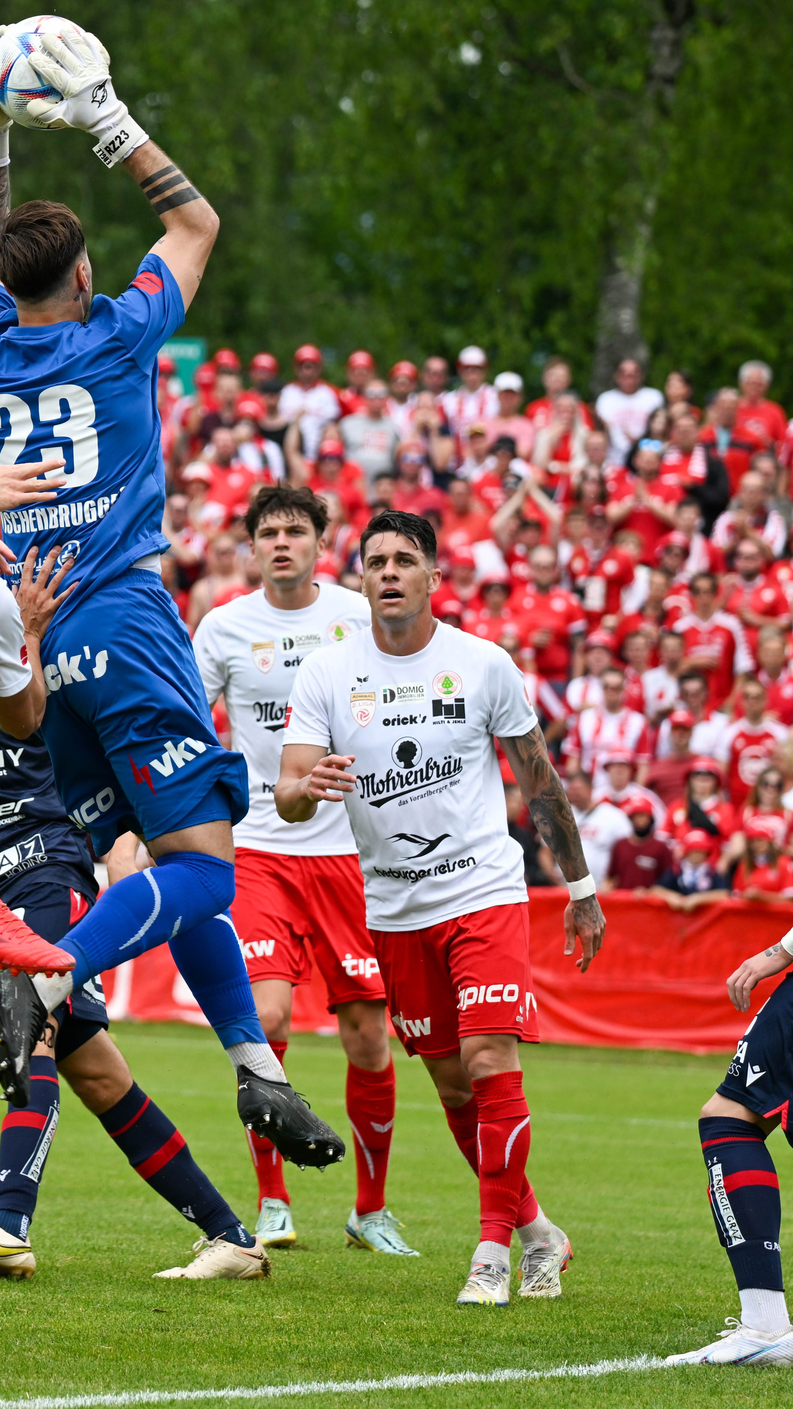 Torhüter Zwischenbrugger brachte den GAK mehrfach zur Verzweiflung.