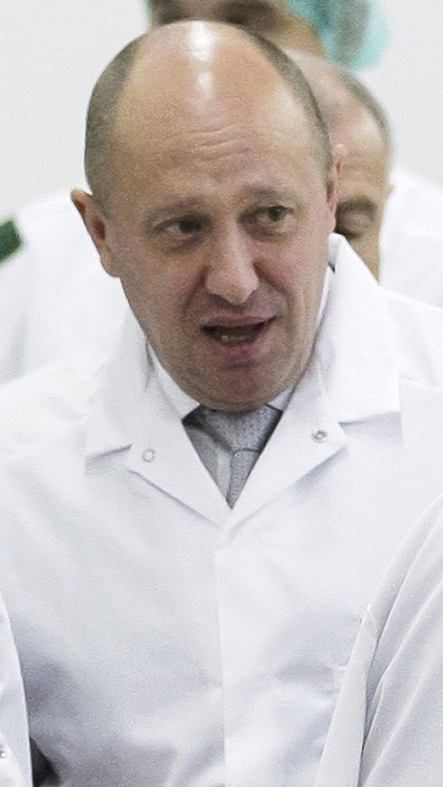 Ein Foto aus der Zeit als Prigoschin noch ein Vertrauter Putins war.