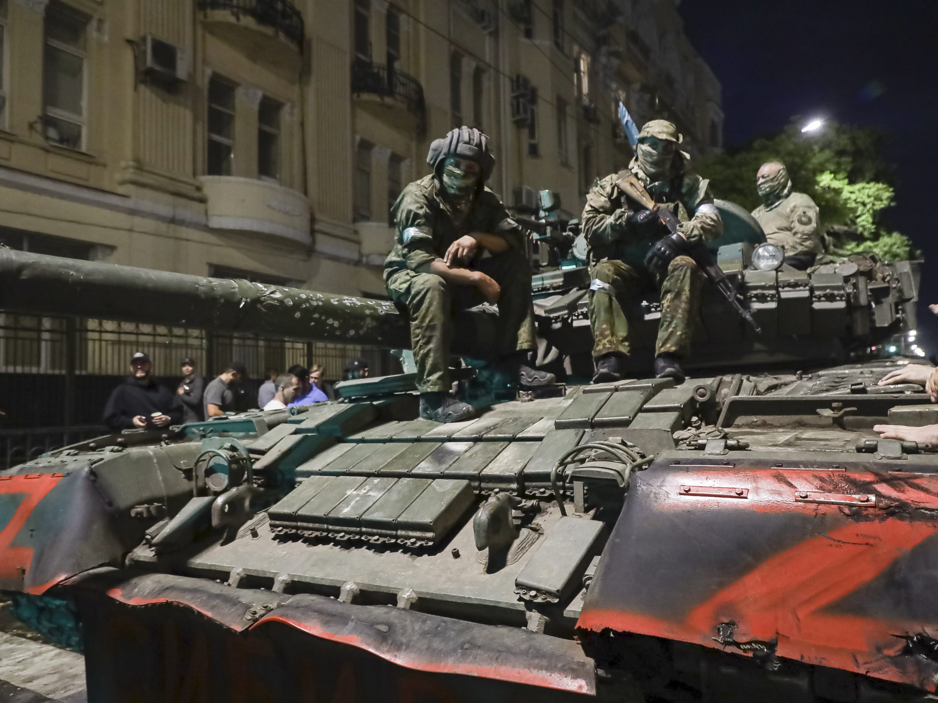 Mitglieder der Wagner-Gruppe am Samstag in Rostov.