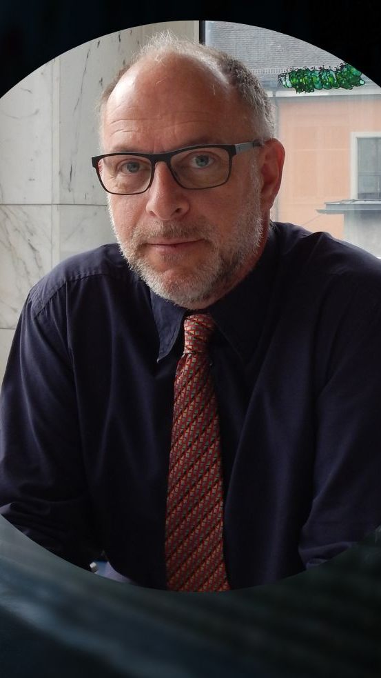 Sterbeverfügung: Patientenanwalt Alexander Wolf liefert Zahlen aus Vorarlberg und kritisiert das Gesetz.