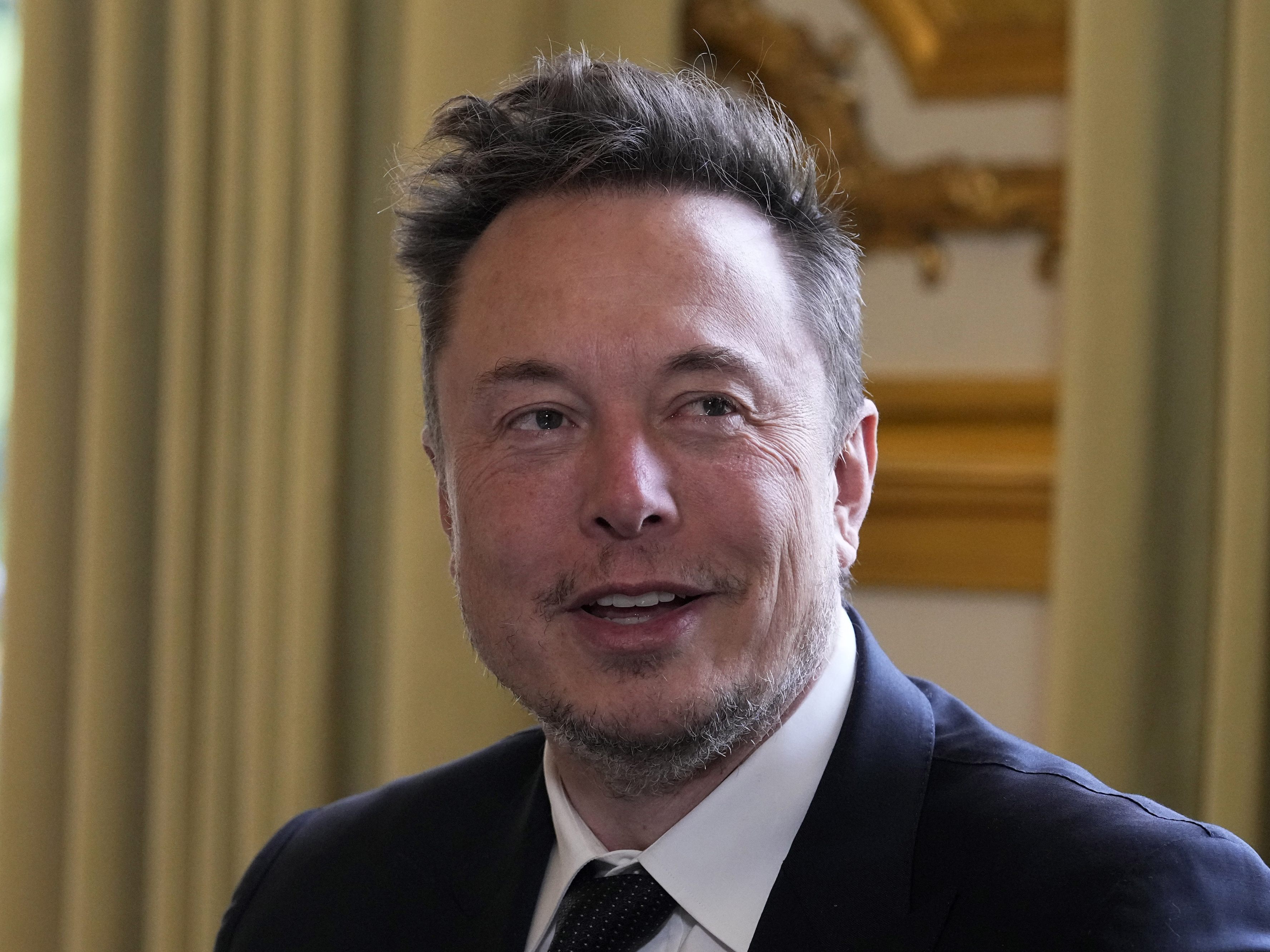 Tech-Tycoon Elon Musk soll die Droge Ketamin gegen Depressionen nehmen. Tech-Tycoon Elon Musk soll die Droge Ketamin gegen Depressionen nehmen.