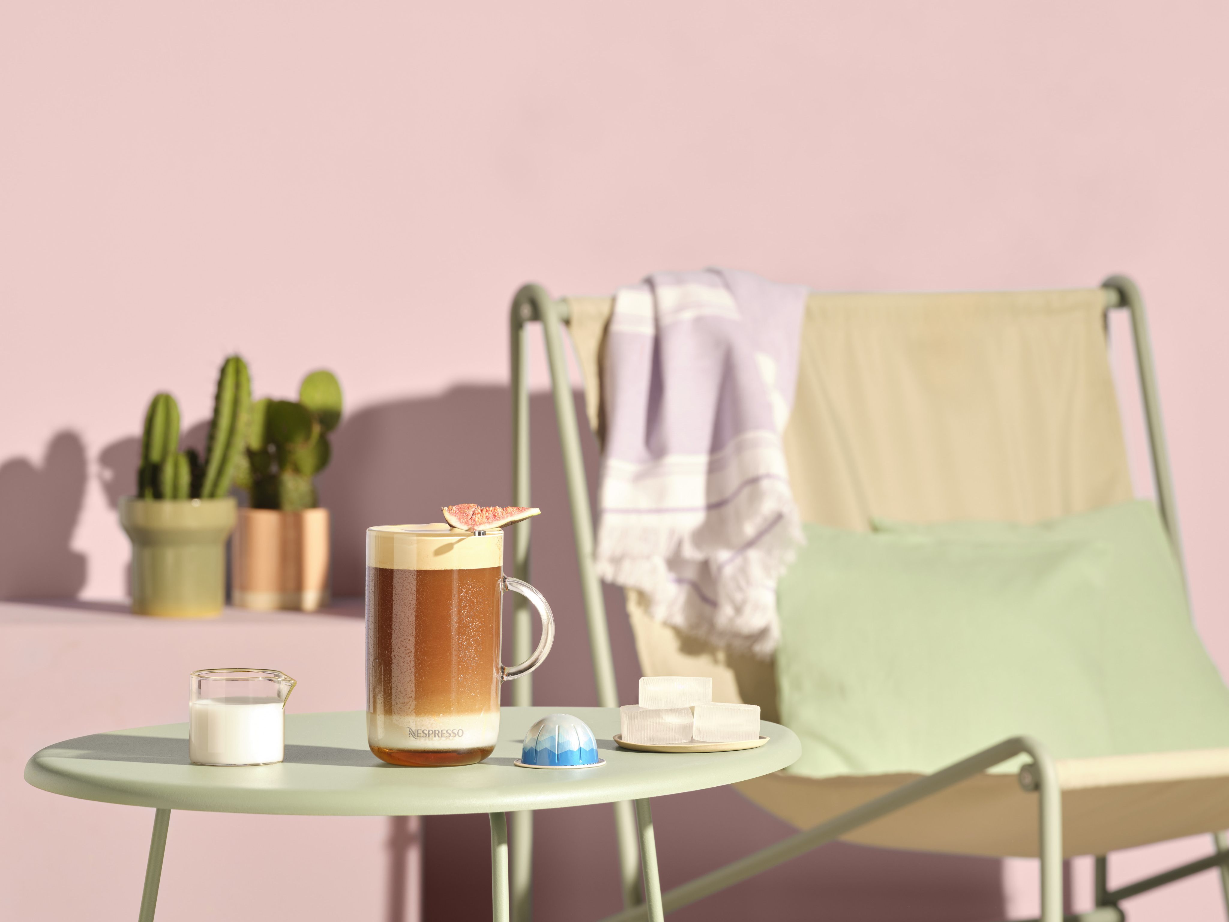 California-Dream-Package mit Kaffeevarietäten und stylischen Accessoires von NESPRESSO gewinnen.