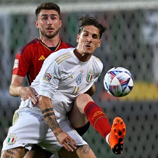 Spanien steht im Finale