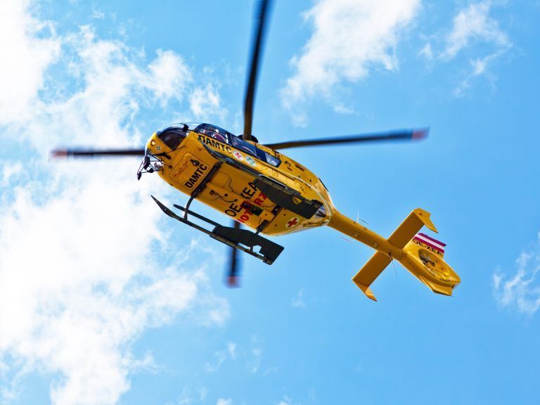 Einer der 21 Flüchtlinge wurde bei dem Unfall schwer verletzt. Einer der 21 Flüchtlinge wurde bei dem Unfall schwer verletzt.