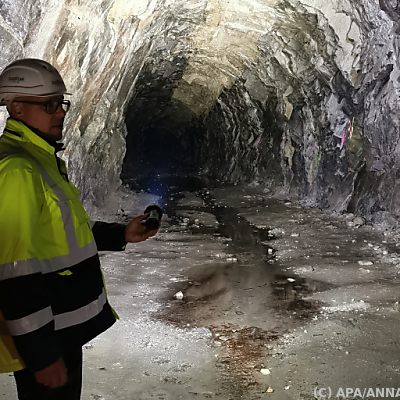 Ein Stollen mit dem Lithium-haltigen Gestein Pegmatit